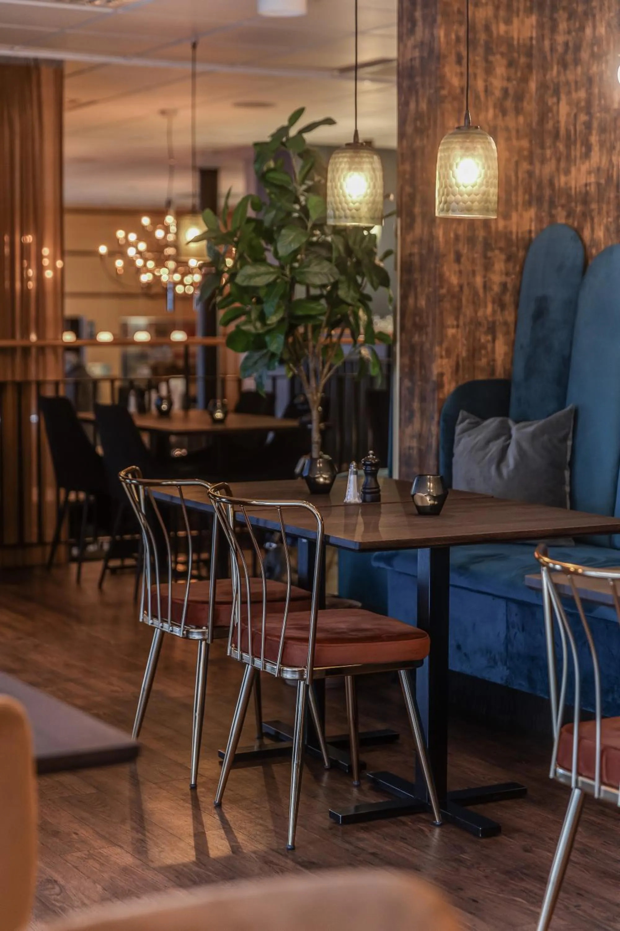 Restaurant/places to eat in Best Western Plus Grand Hotel Elektra