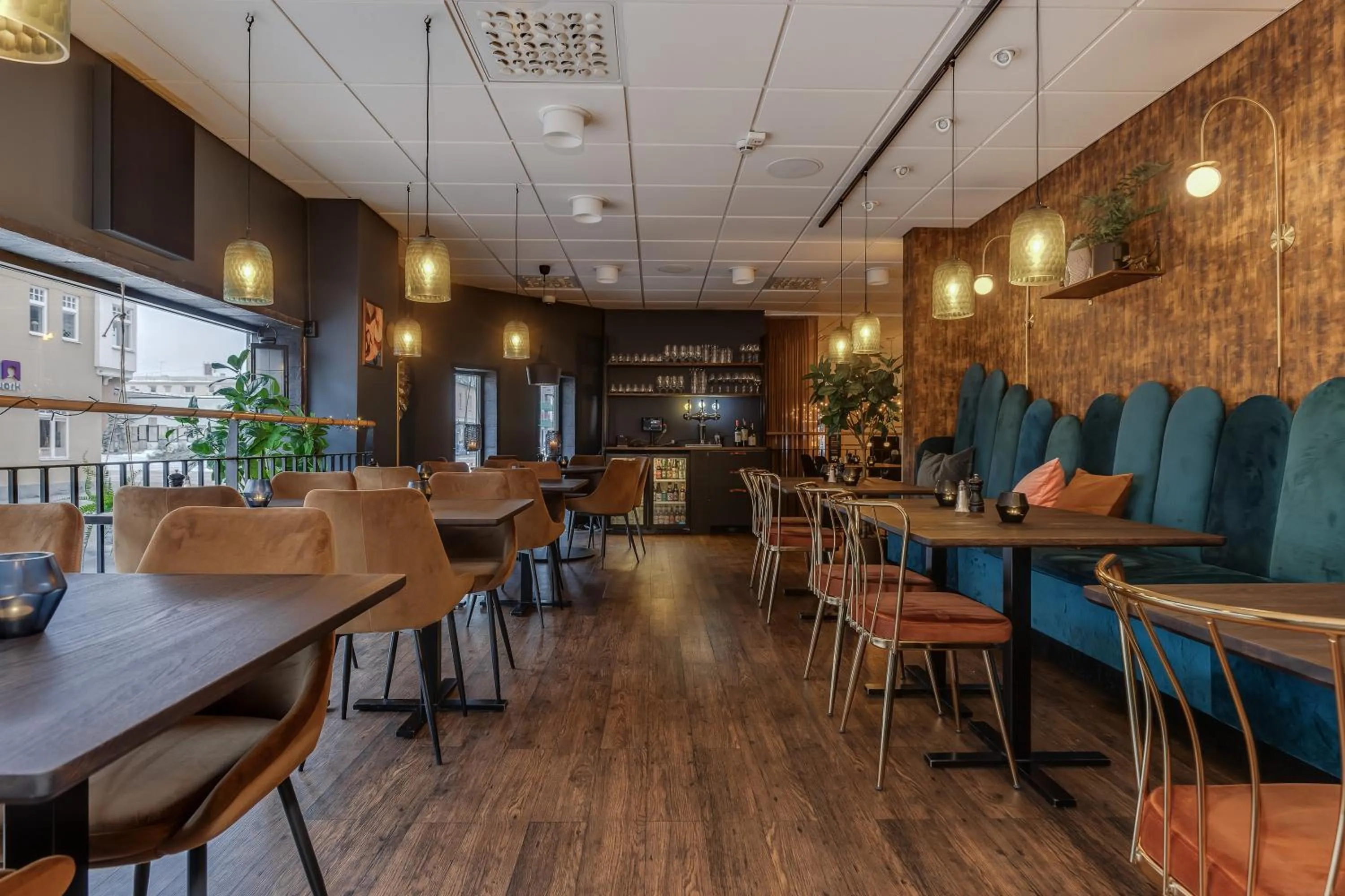 Restaurant/places to eat in Best Western Plus Grand Hotel Elektra