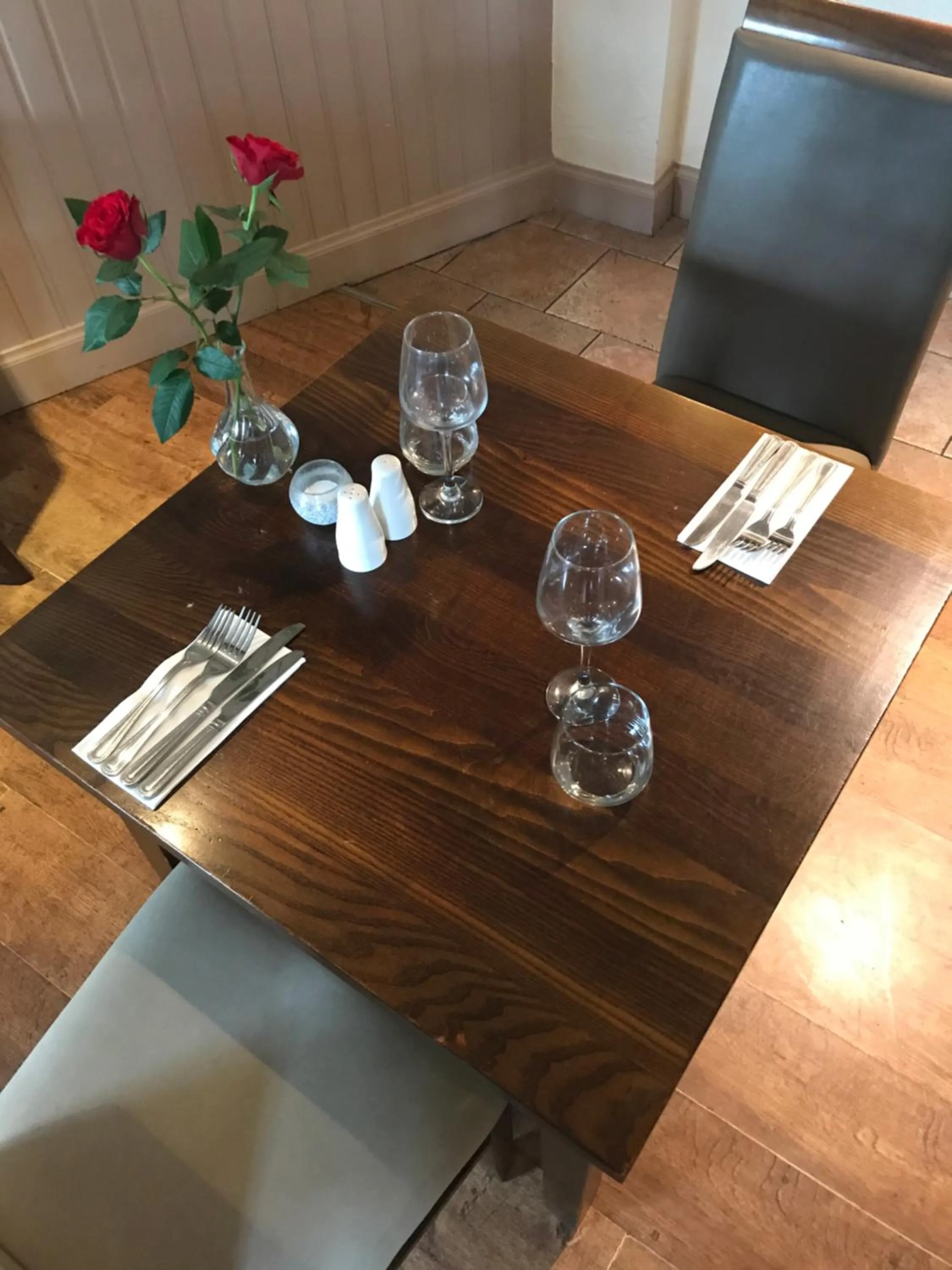 Dining area in The Inn at Kippen