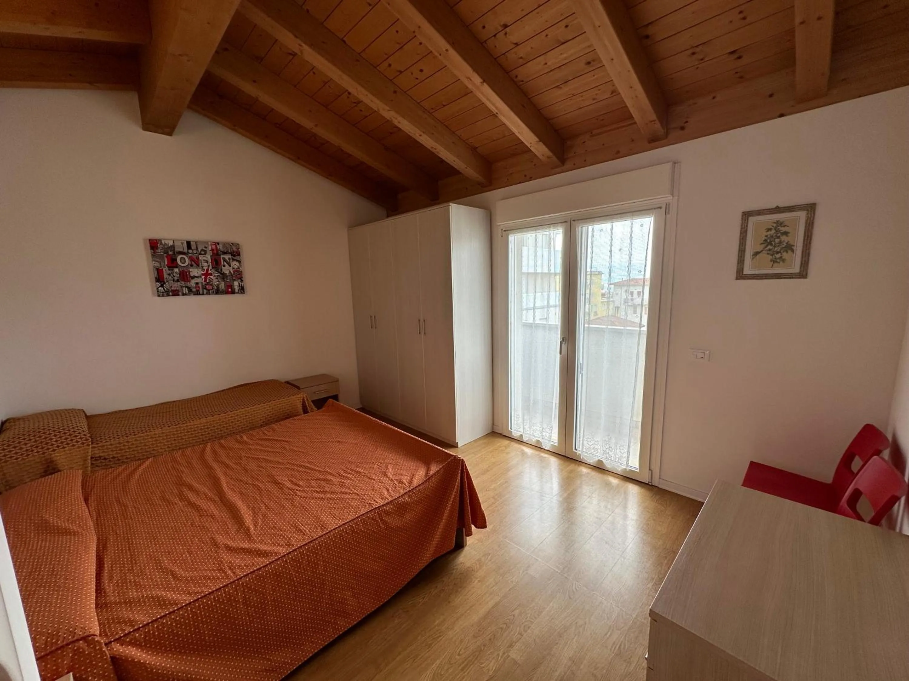 Photo of the whole room in Attico Concordia - Agenzia Cocal