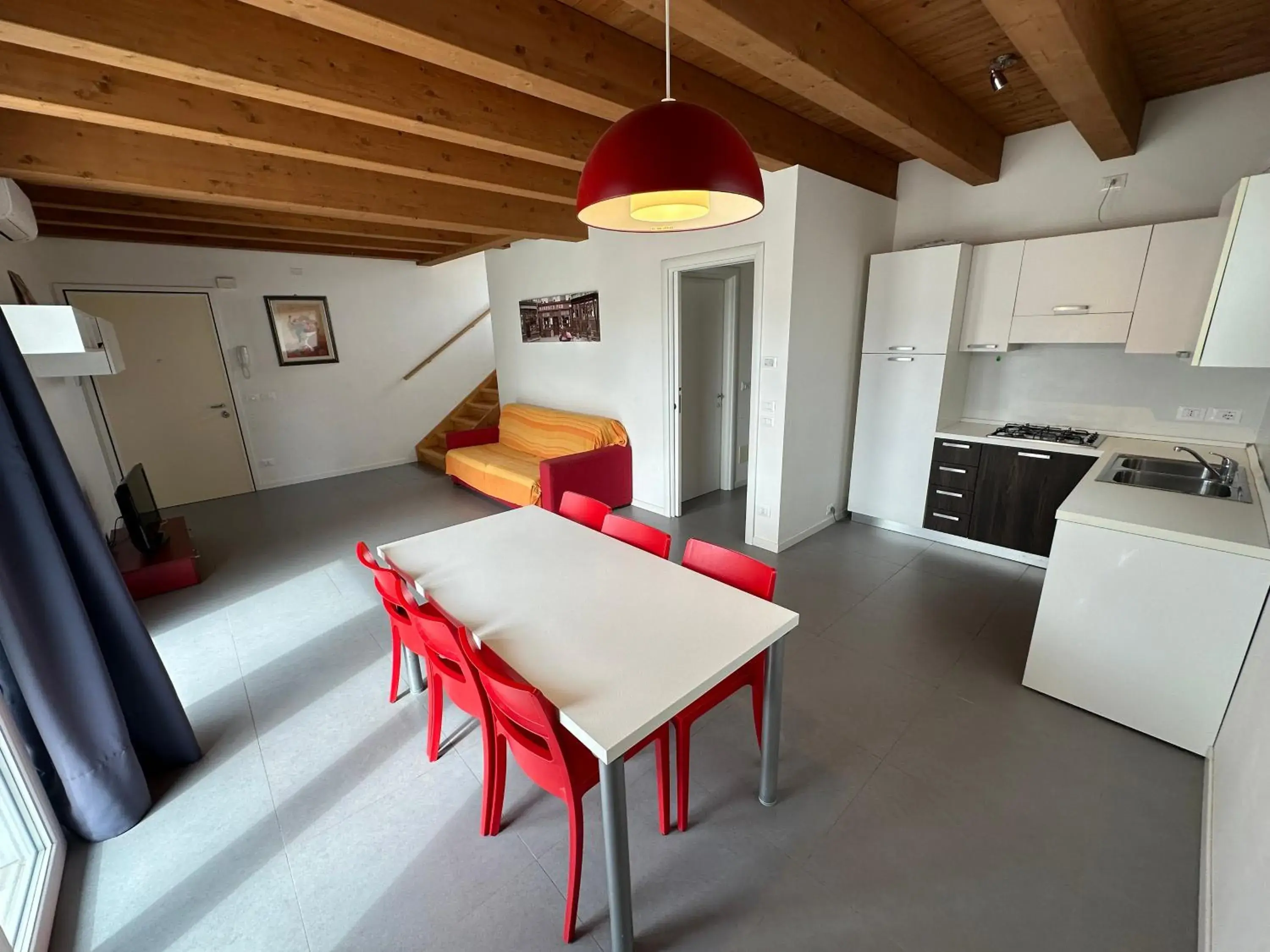 Attico Concordia - Agenzia Cocal Attico Concordia - Agenzia Cocal