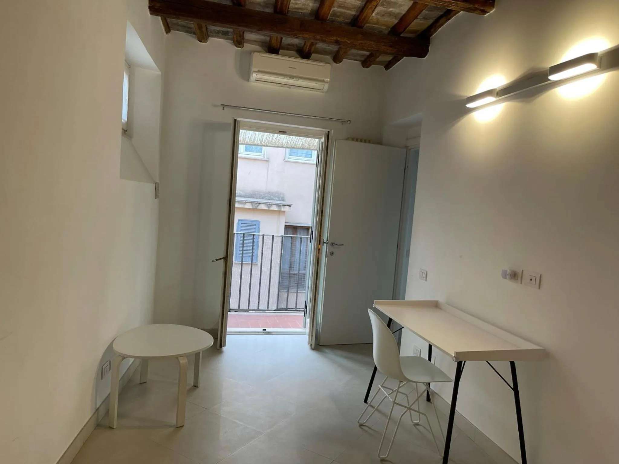 hair dresser in Reginella