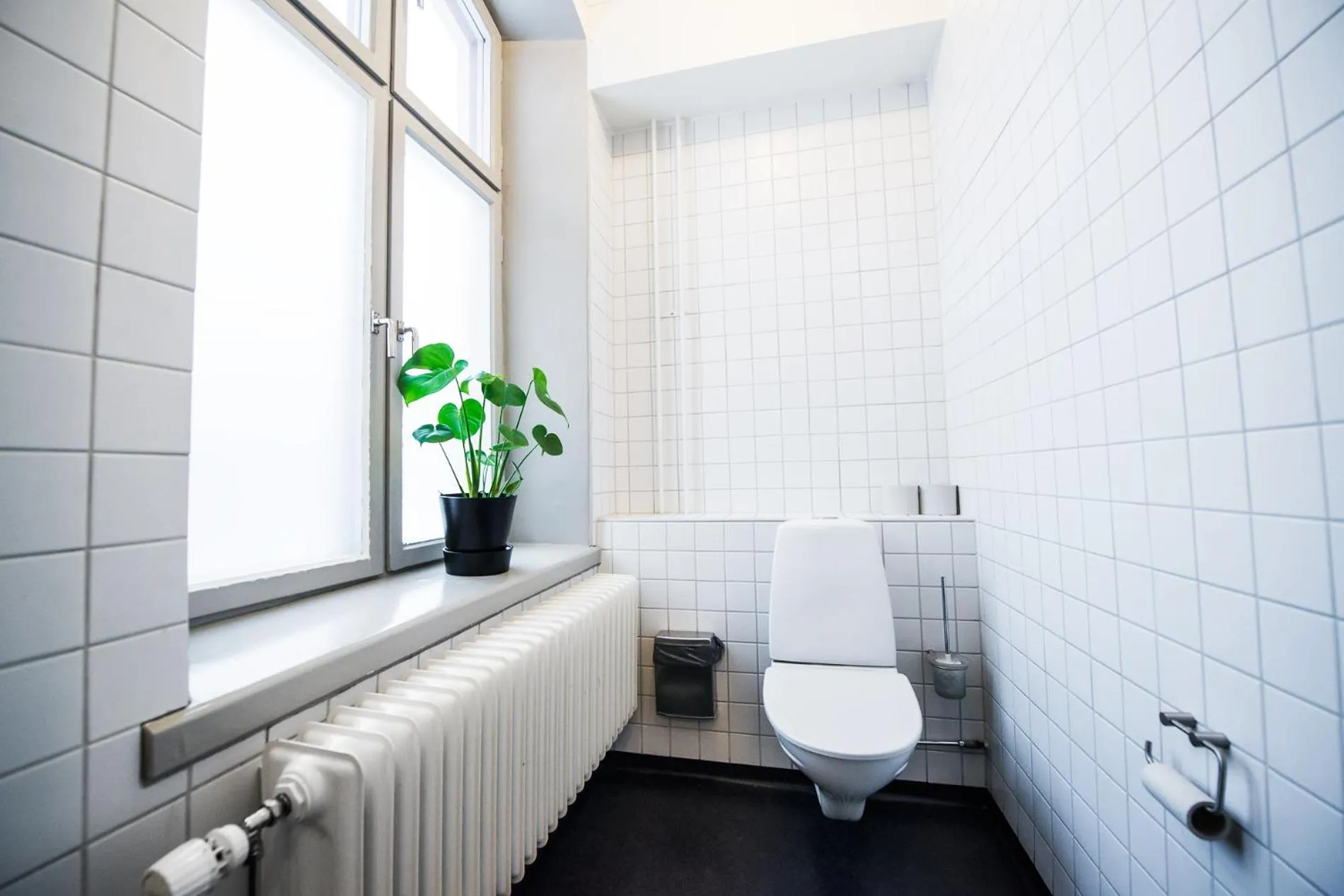 Toilet in Hotel 1861