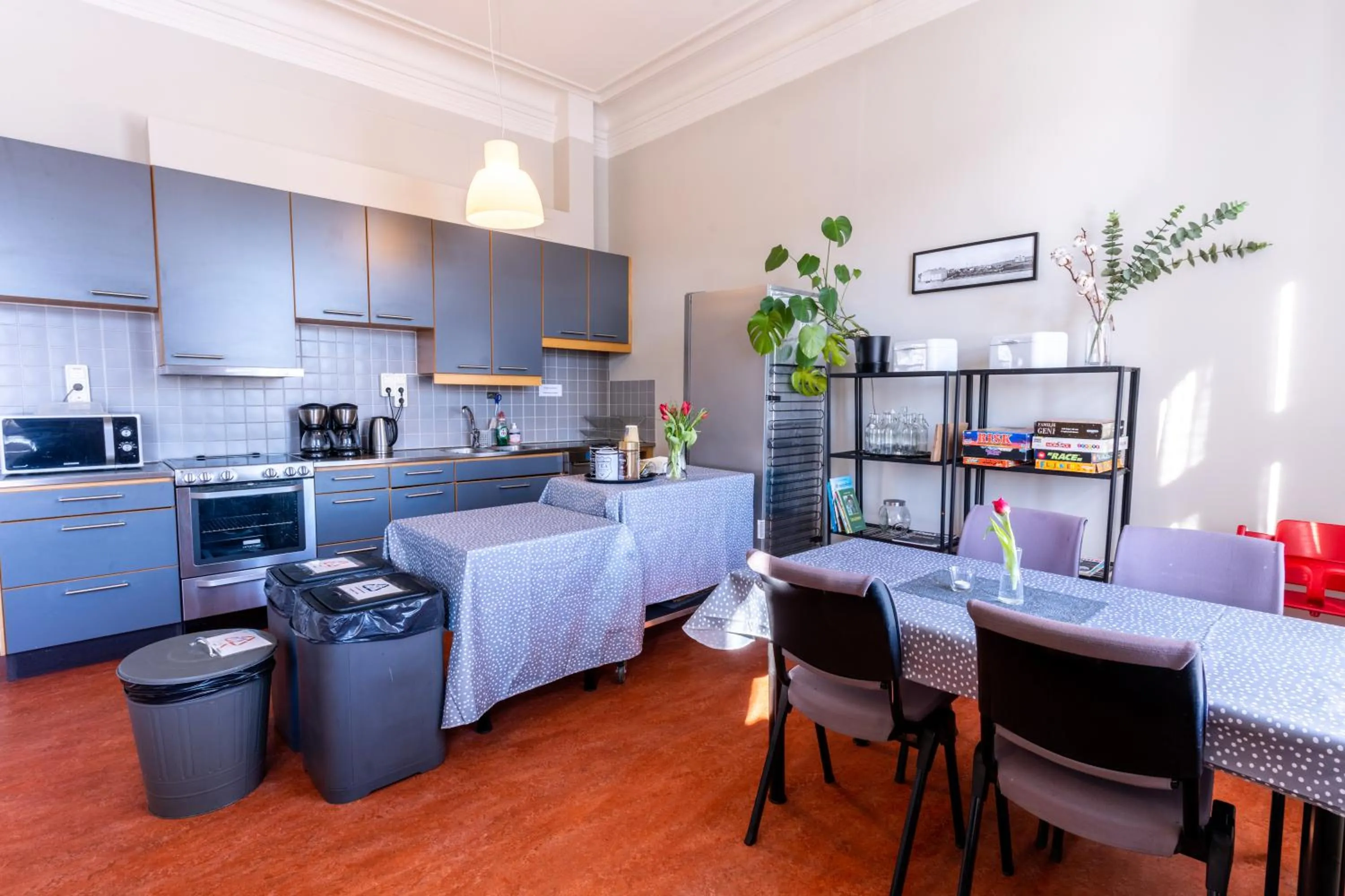 Communal kitchen in Hotel 1861