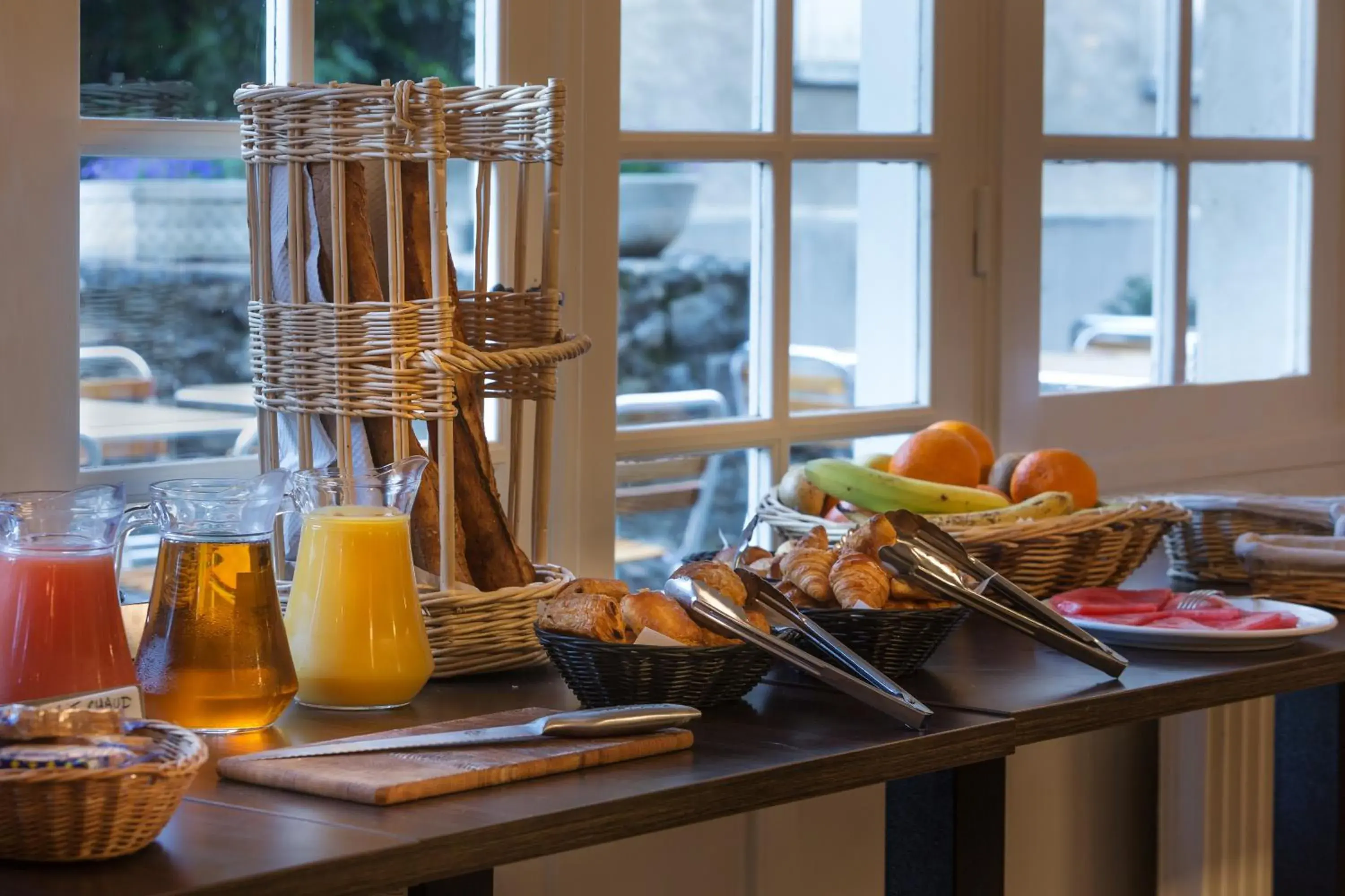 Restaurant/places to eat in Best Western Blanche de Castille Dourdan Restaurant/places to eat in Best Western Blanche de Castille Dourdan