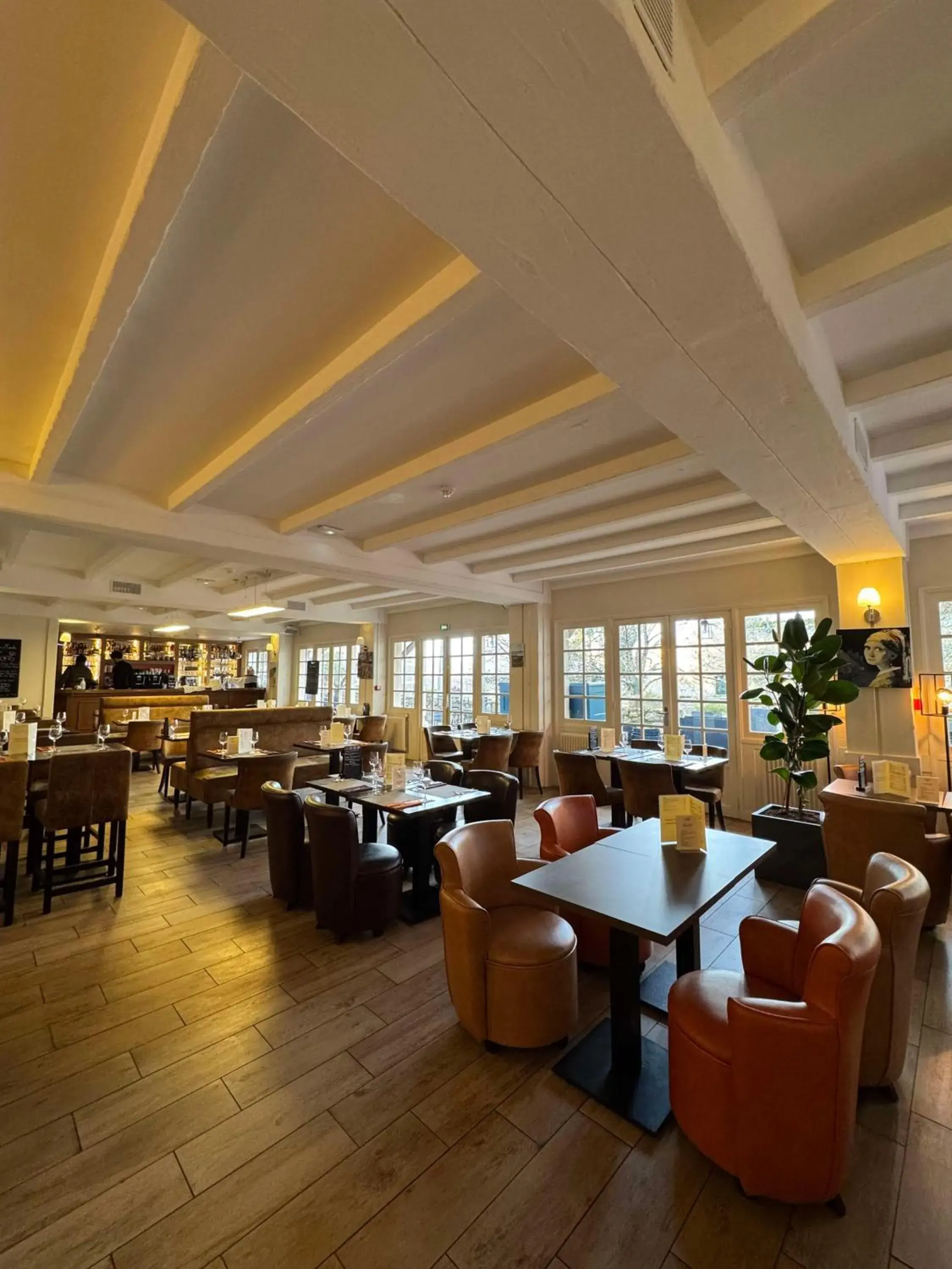 Restaurant/places to eat in Best Western Blanche de Castille Dourdan Restaurant/places to eat in Best Western Blanche de Castille Dourdan