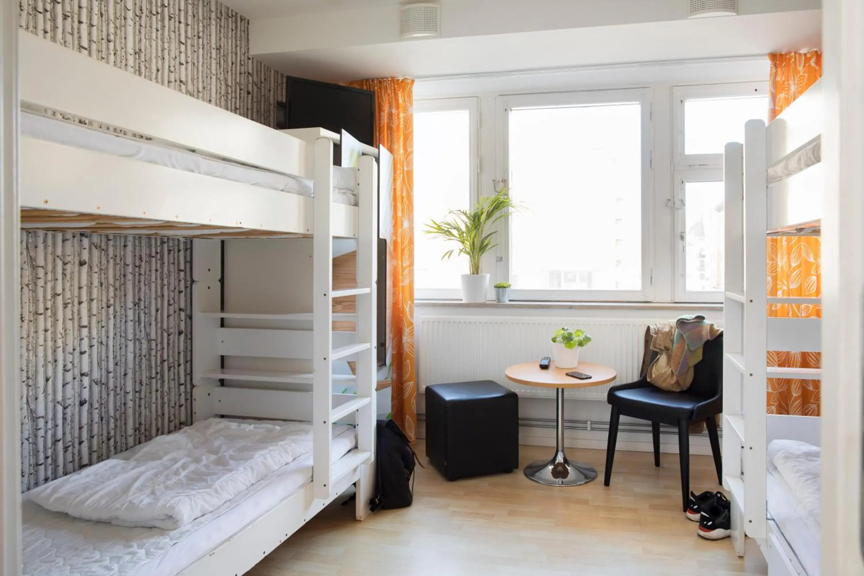 Economy Quadruple Room with Shared Bathroom in Slottsskogens Hostel Economy Quadruple Room with Shared Bathroom in Slottsskogens Hostel