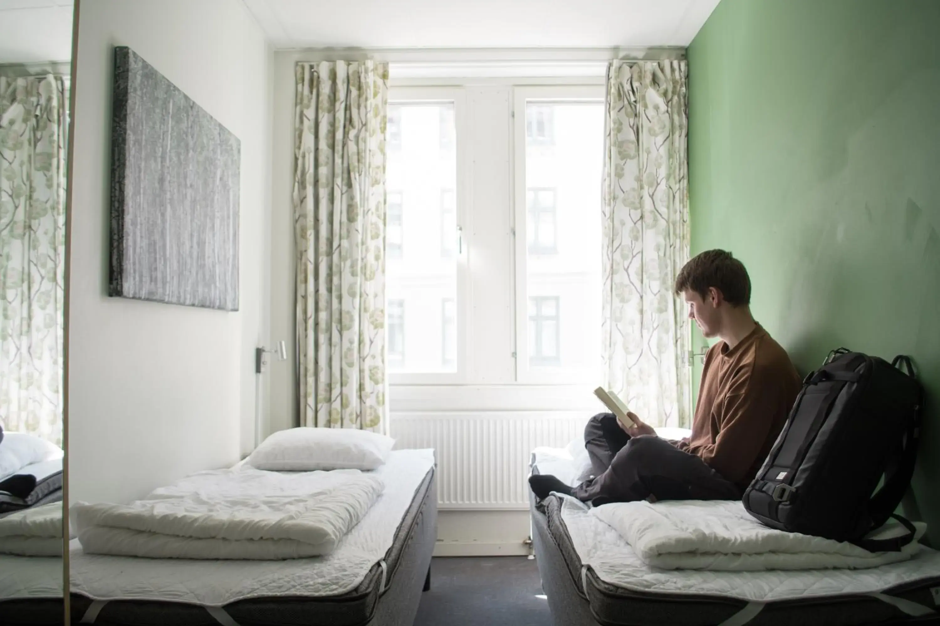 Economy Twin Room with Shared Bathroom - single occupancy in Slottsskogens Hostel Economy Twin Room with Shared Bathroom - single occupancy in Slottsskogens Hostel