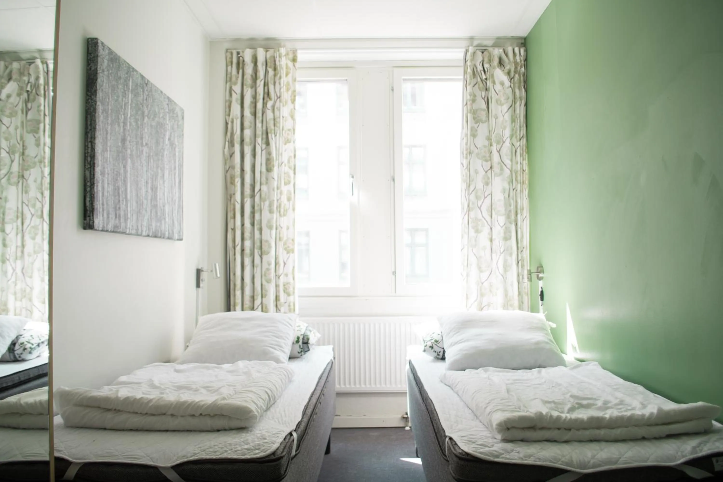 Bed in Slottsskogens Hostel