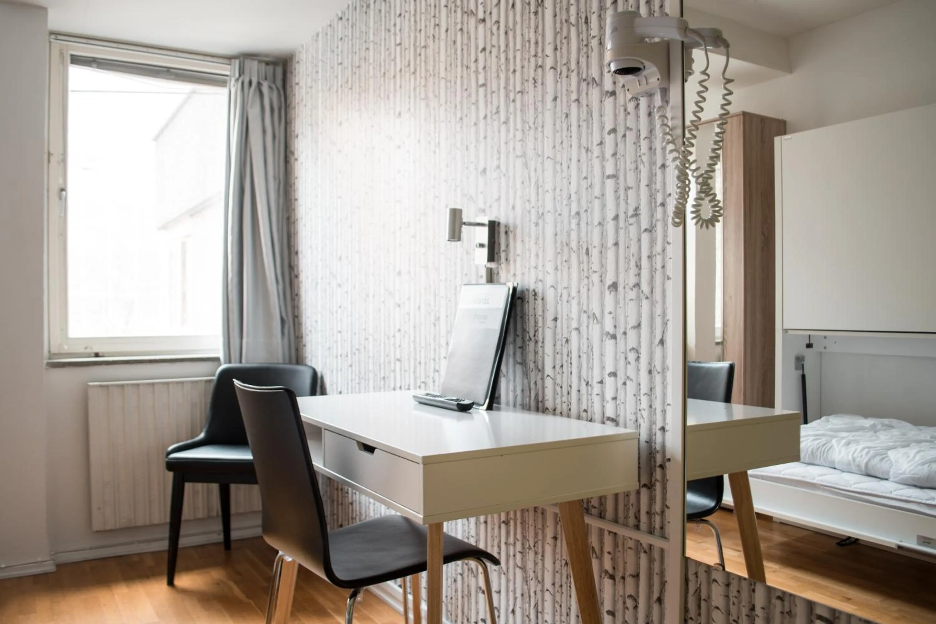 Day, Bed in Slottsskogens Hostel