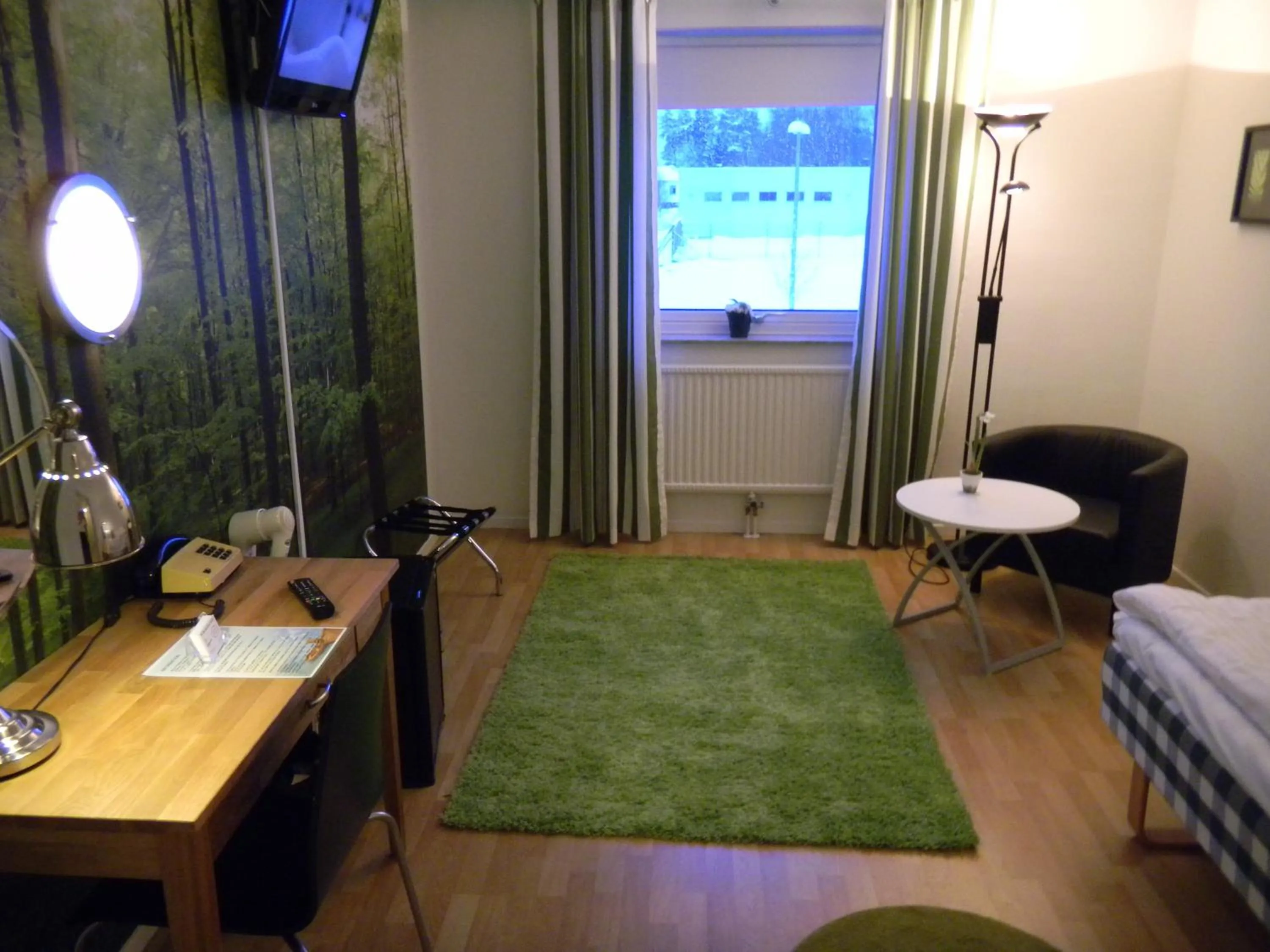 TV and multimedia, Bed in Lages Motel