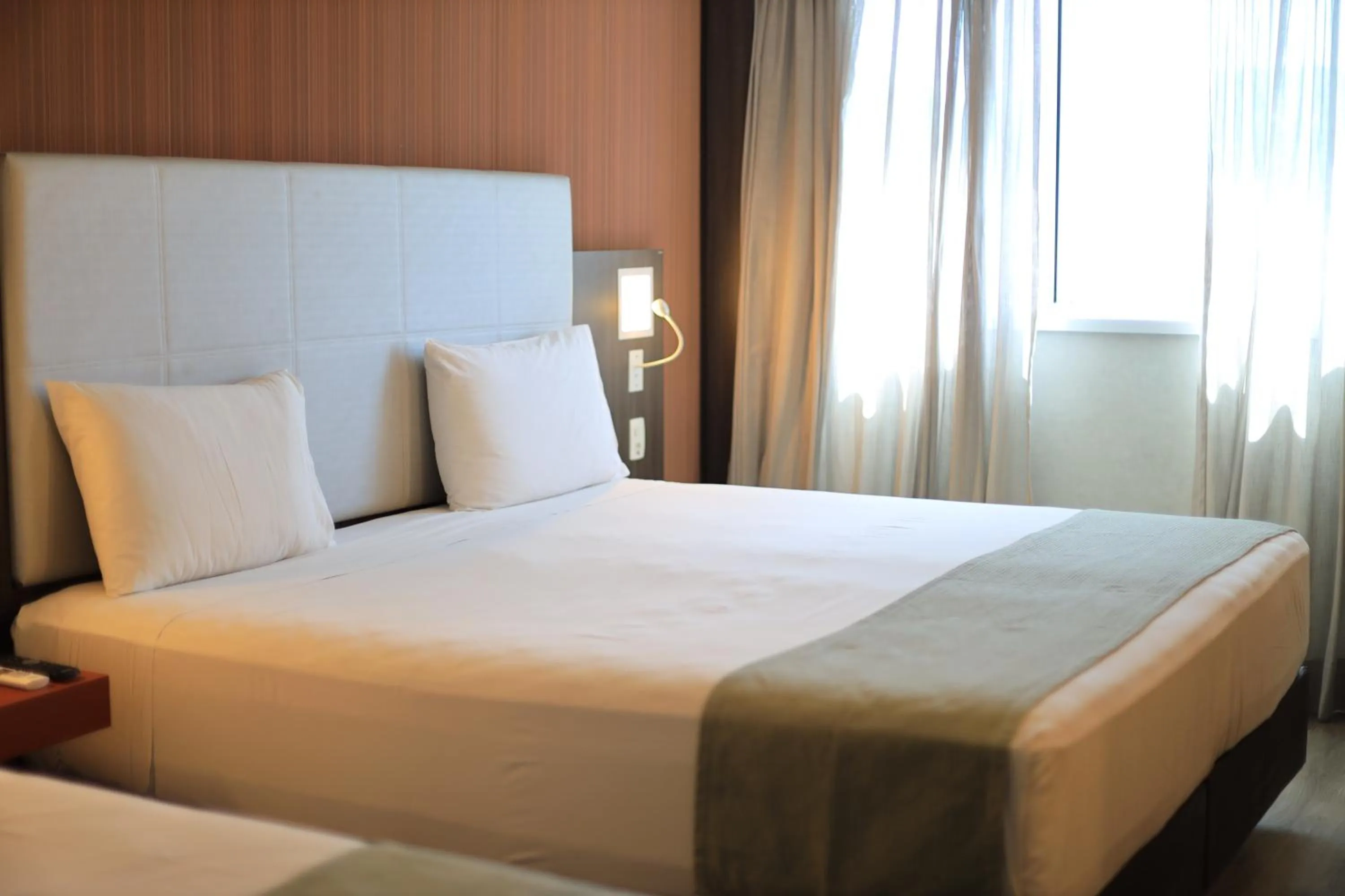 Bed in eSuites Hotel Recreio Shopping