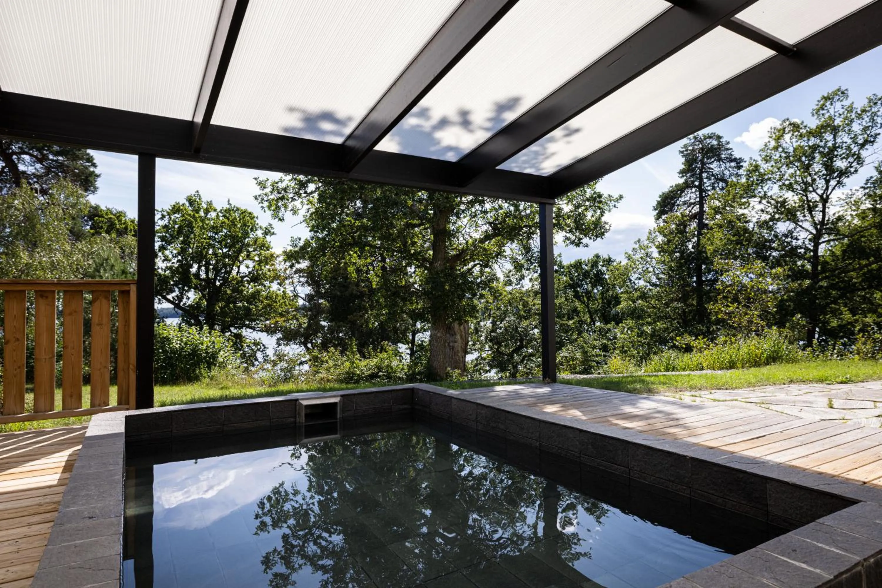 Pool view in Bergendal