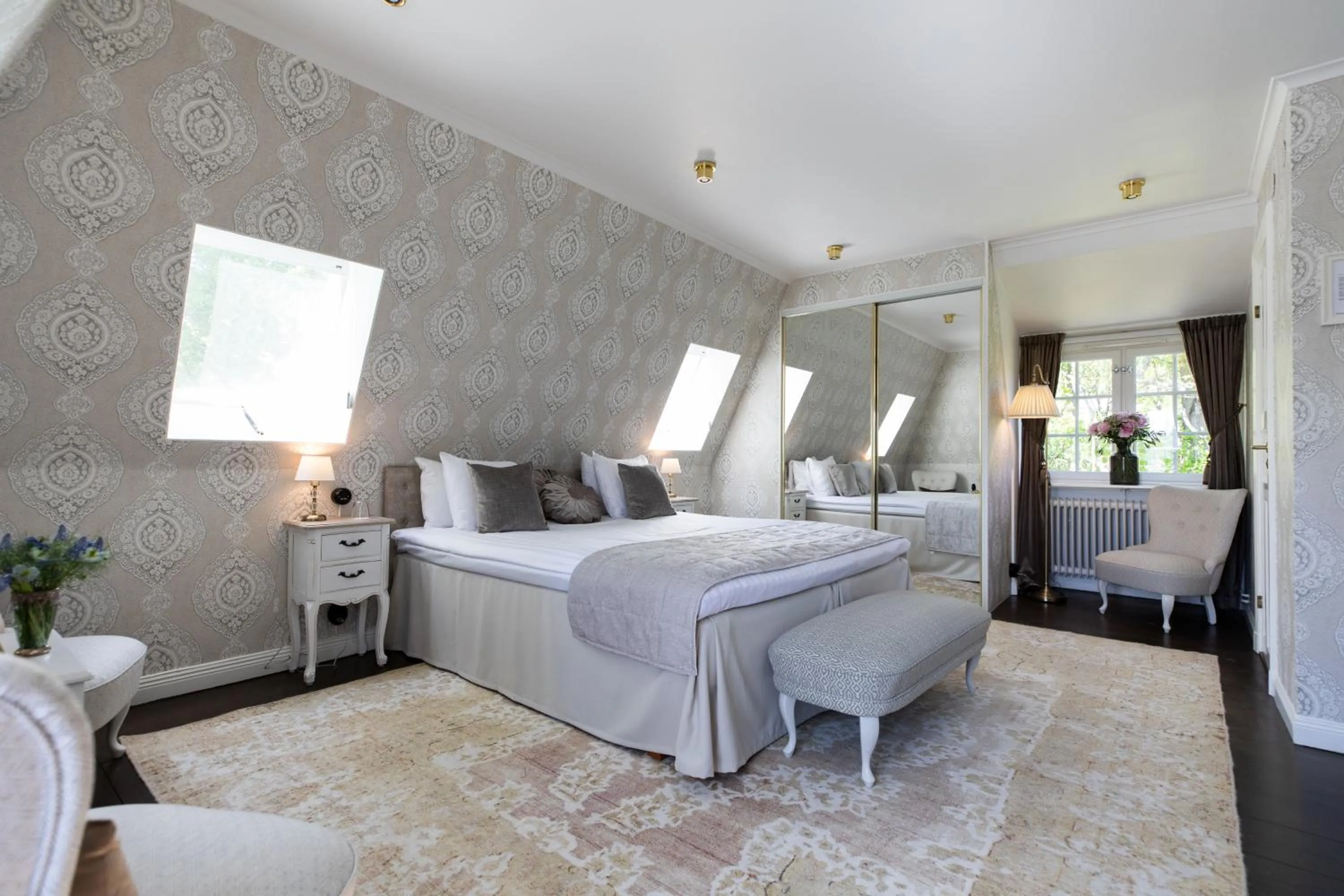 Photo of the whole room, Bed in Bergendal