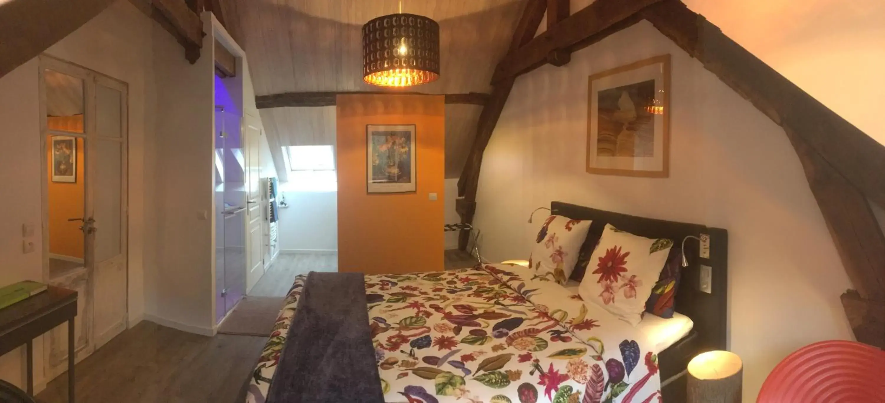 Deluxe King Room - single occupancy in Moulin de la Fayolle Deluxe King Room - single occupancy in Moulin de la Fayolle