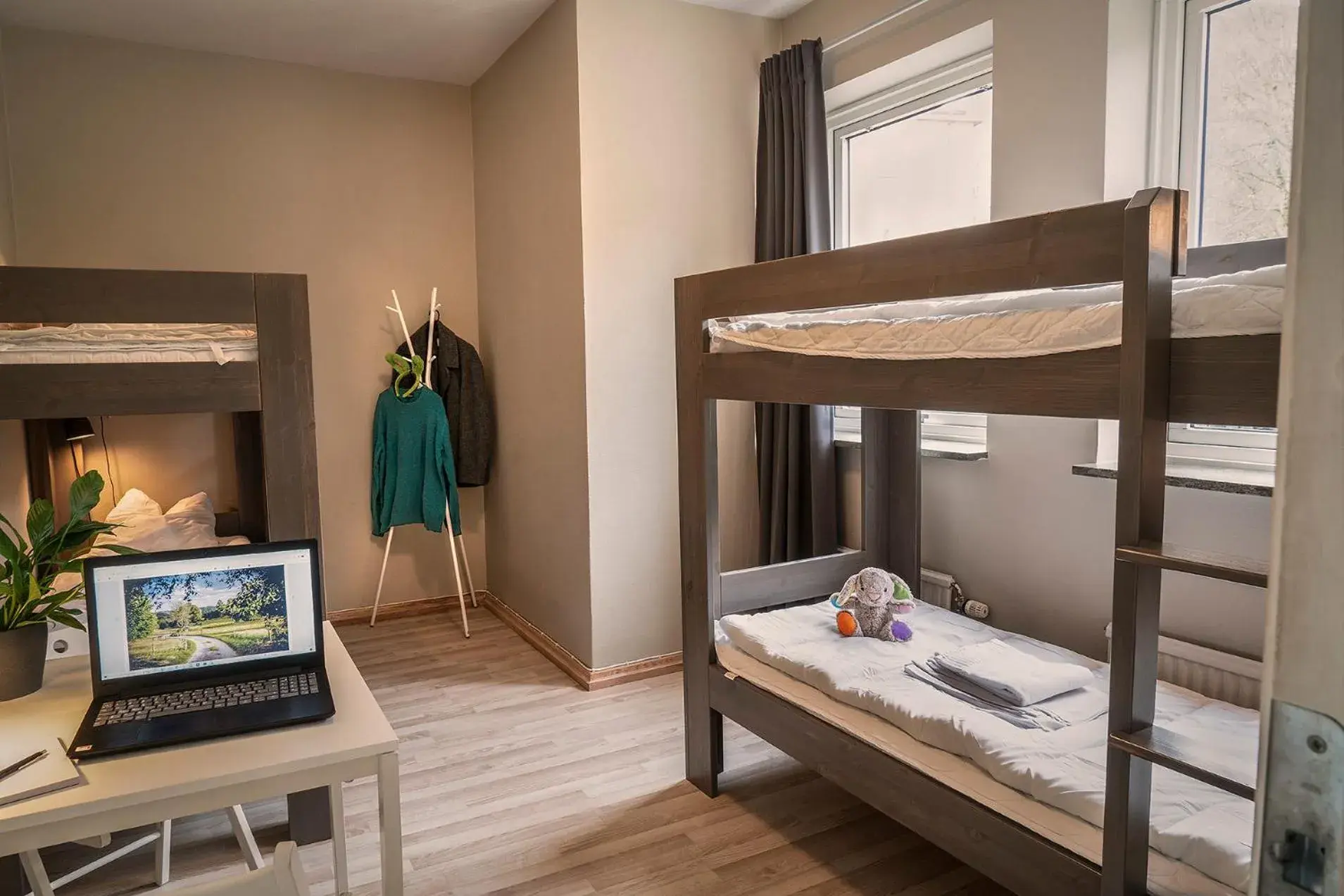 Family Room with Private Bathroom in Göteborg Hostel Family Room with Private Bathroom in Göteborg Hostel