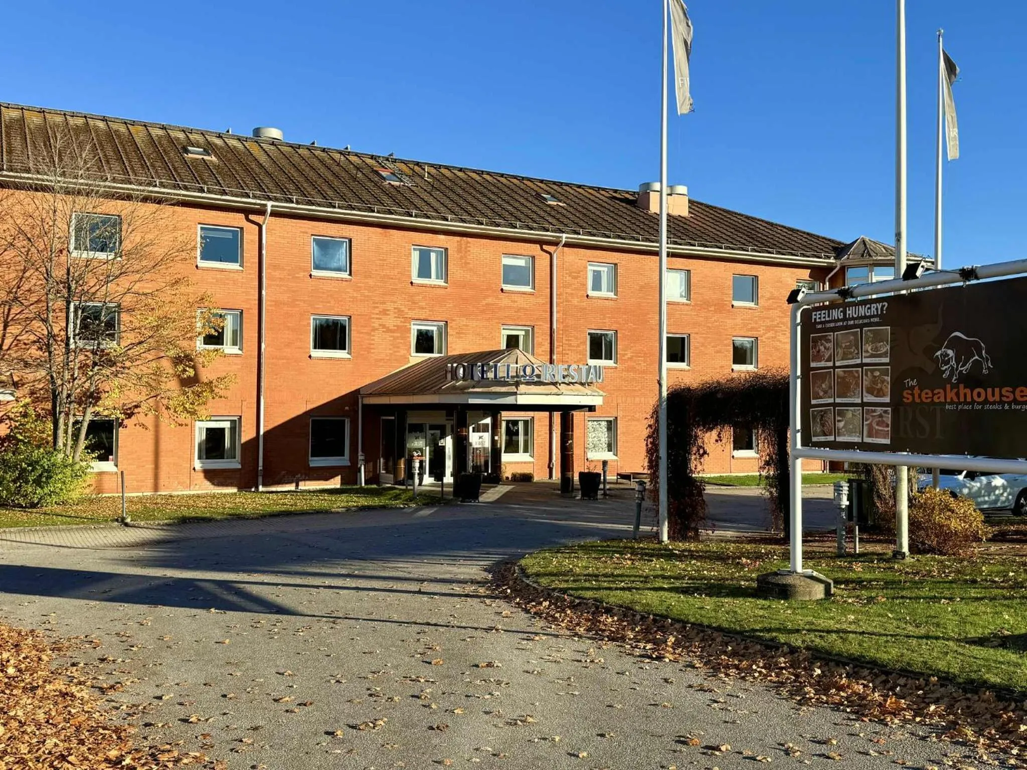 Facade/entrance in First Hotel Olofström