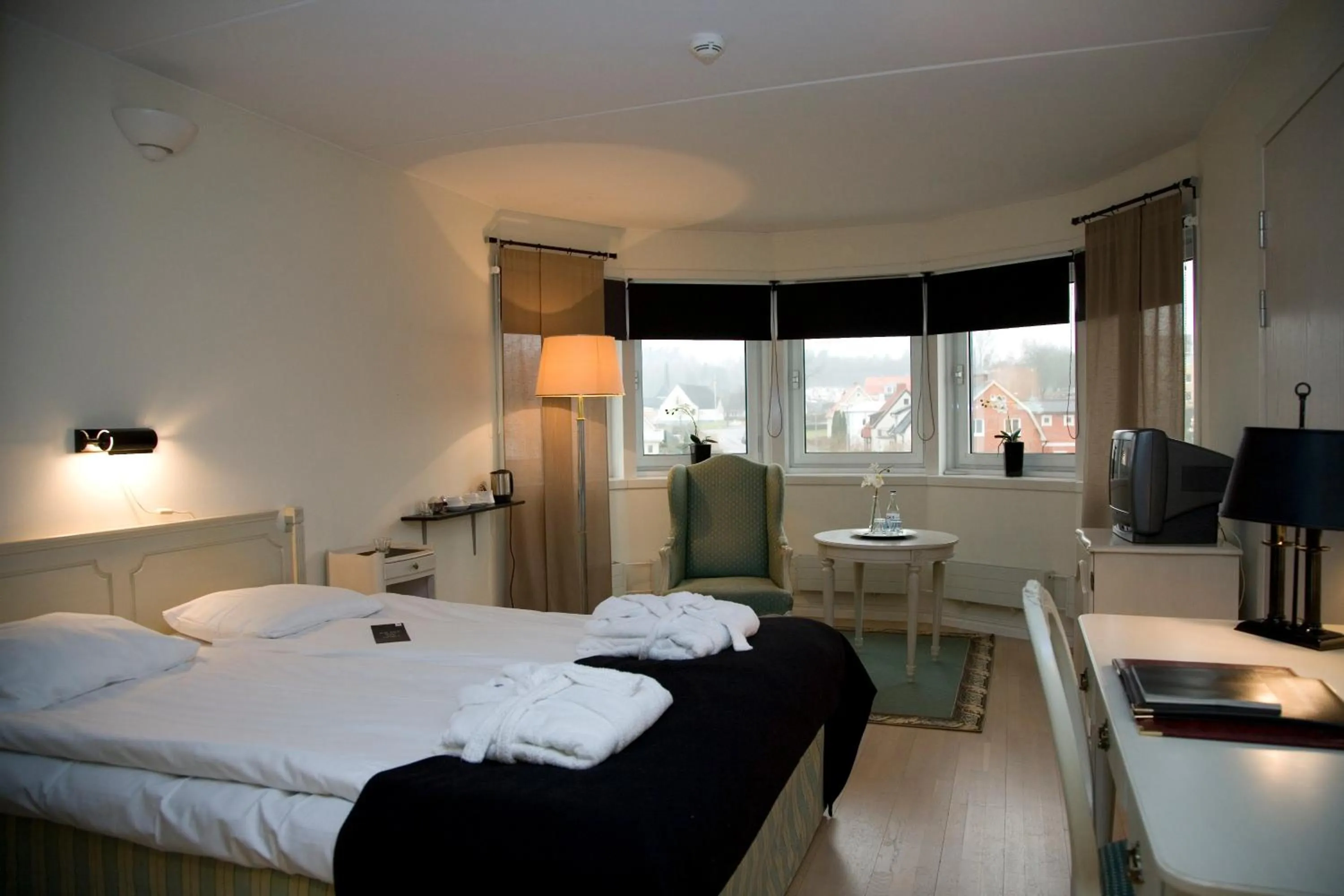 Photo of the whole room, Bed in First Hotel Olofström