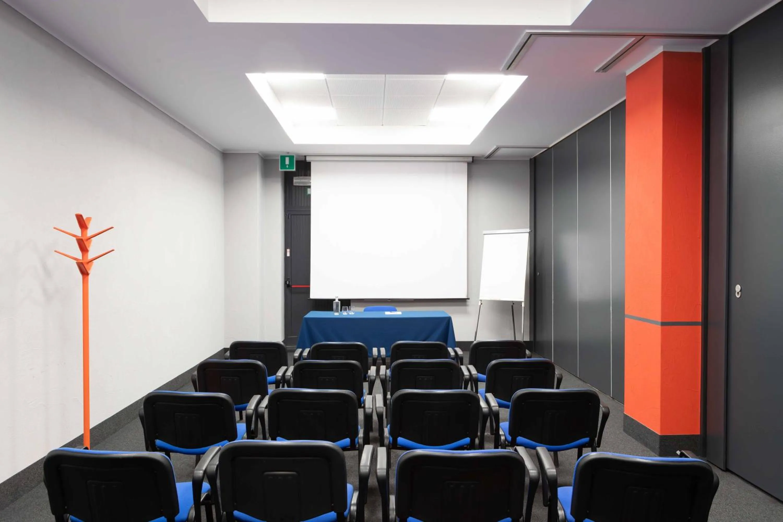 Meeting/conference room in Garda Hotel