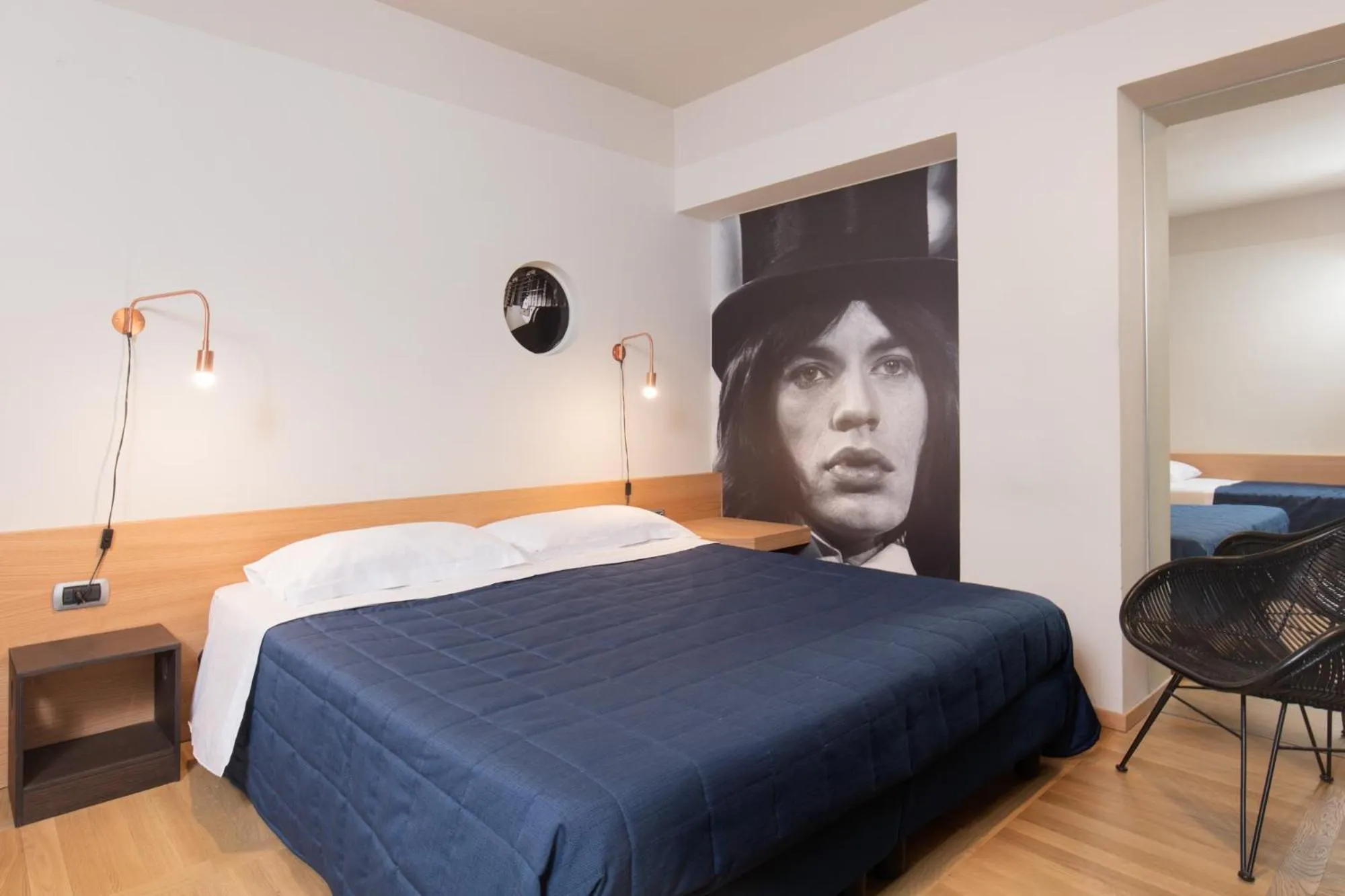 TV and multimedia, Bed in Garda Hotel