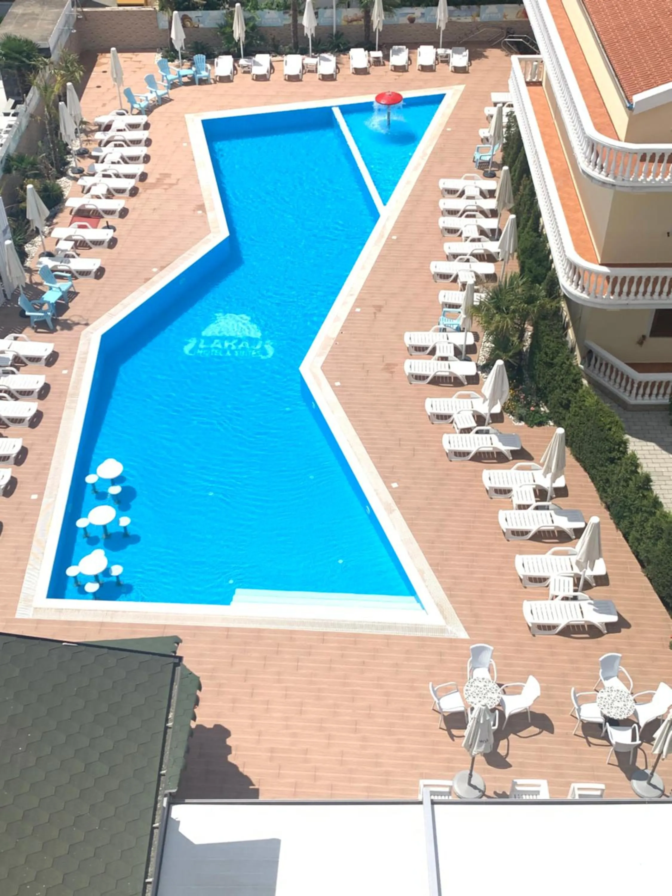 Hotel Lakaj