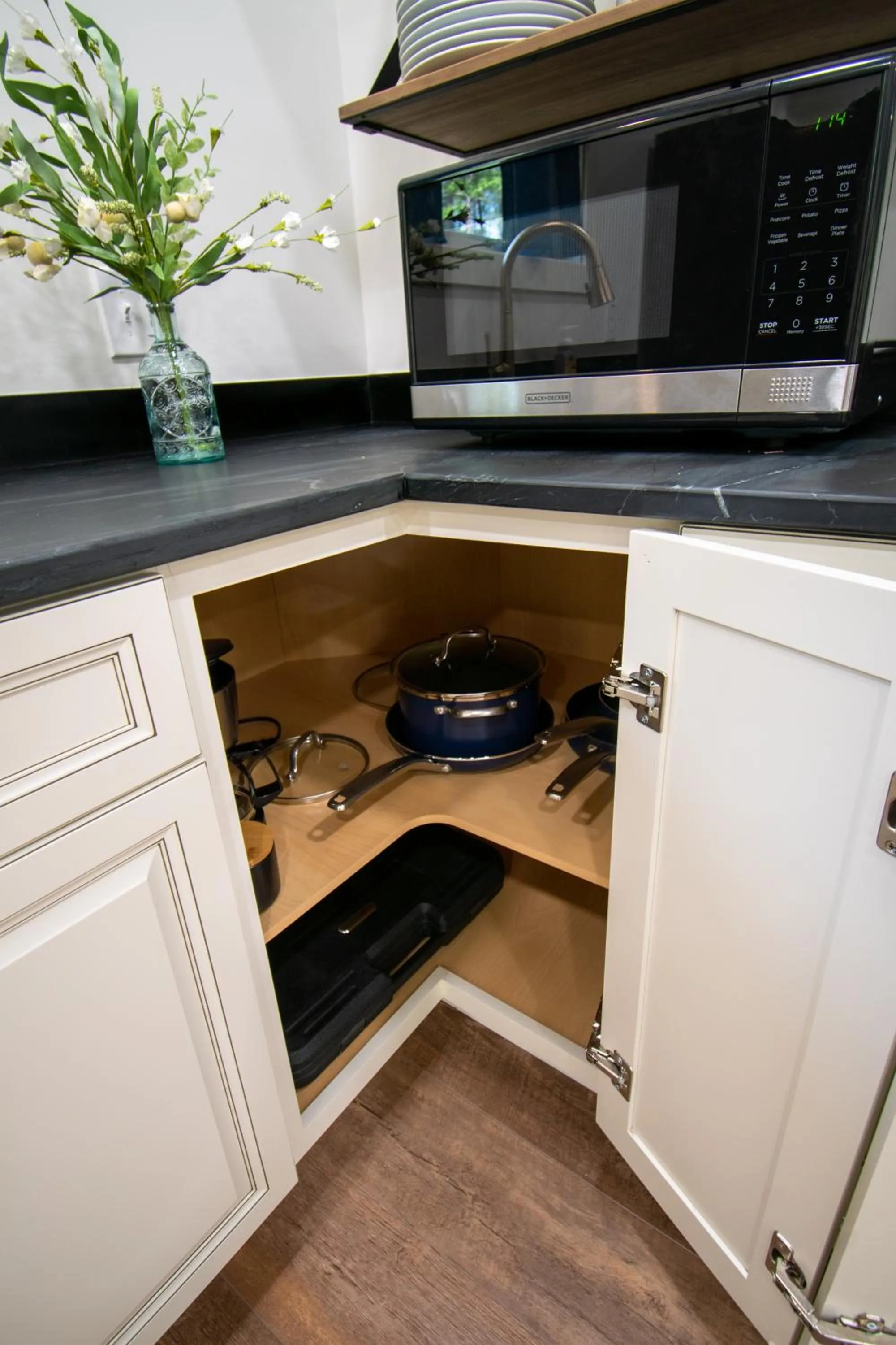 Kitchen or kitchenette in Mission Springs Resort