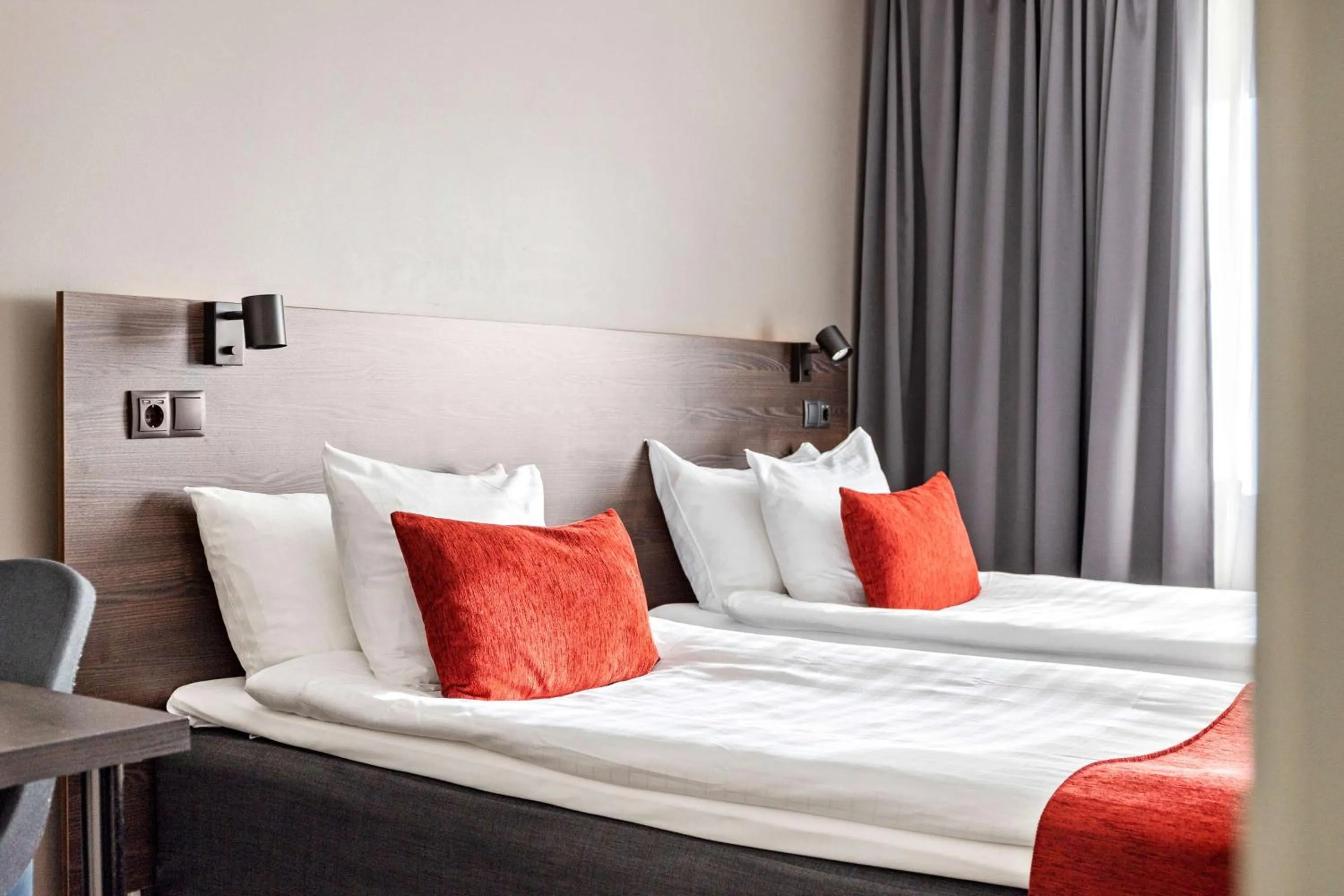 Bedroom, Bed in Best Western Hotel Savoy