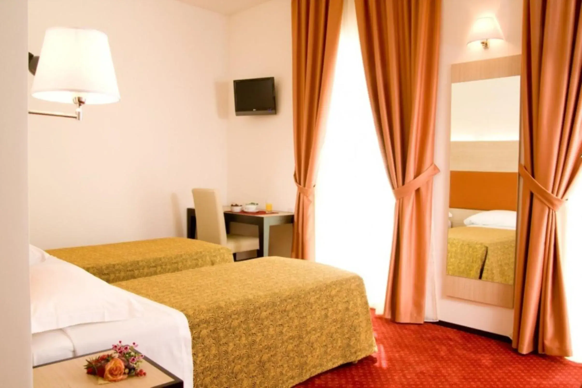 Photo of the whole room, Bed in Hotel Fontanelle Photo of the whole room, Bed in Hotel Fontanelle