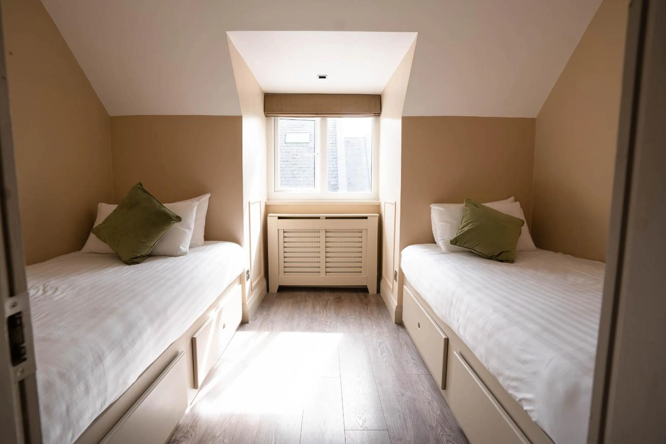 Bed in Killaloe Hotel & Spa