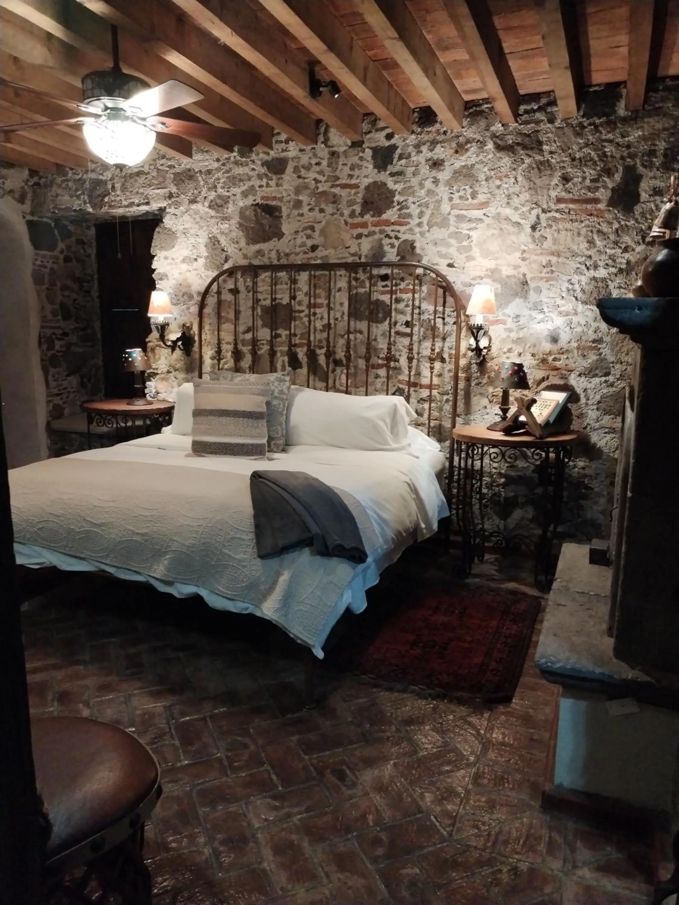 Bedroom, Bed in Hacienda Las Amantes