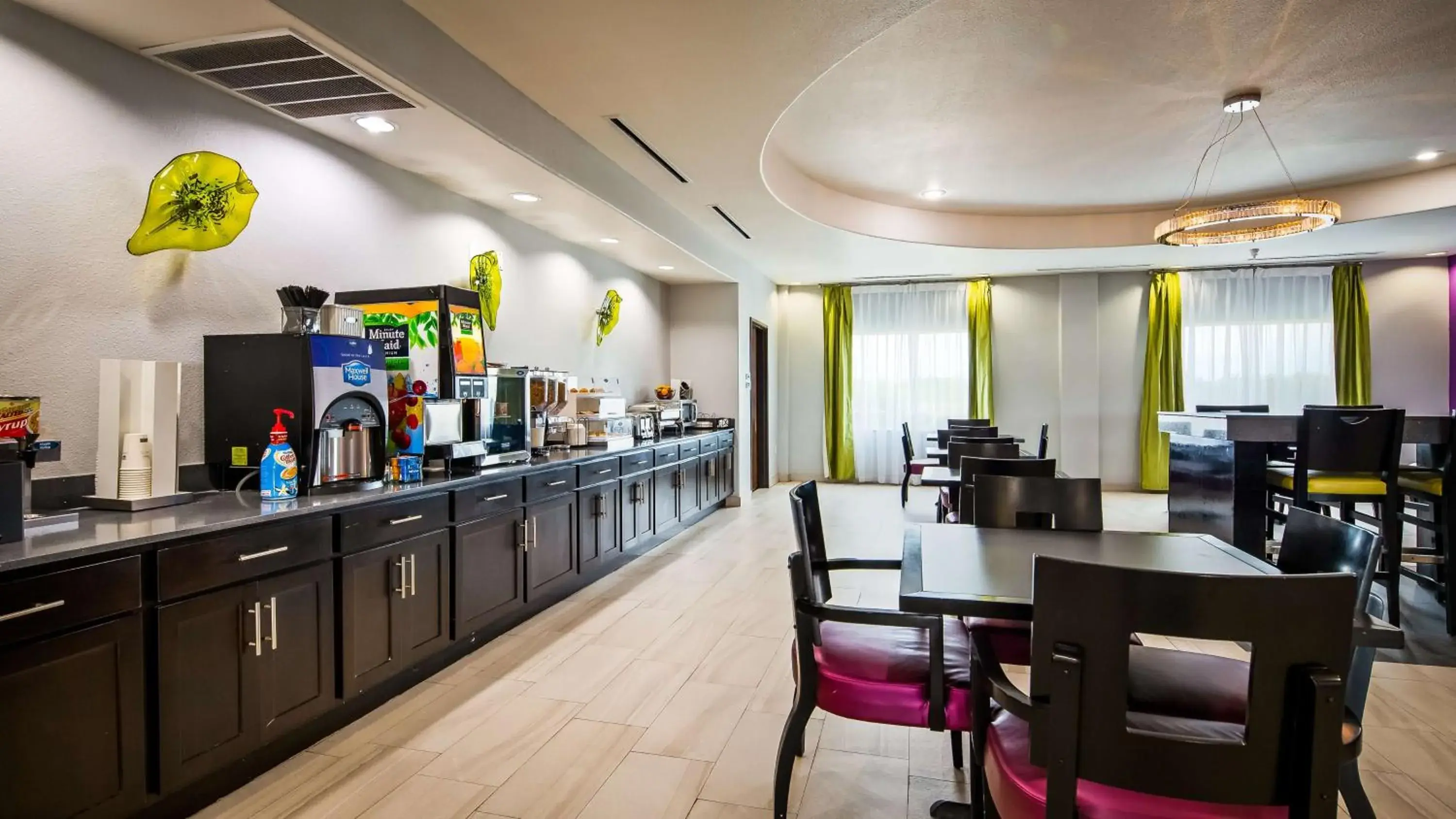 Restaurant/places to eat in Best Western Plus Dilley Inn & Suites Restaurant/places to eat in Best Western Plus Dilley Inn & Suites