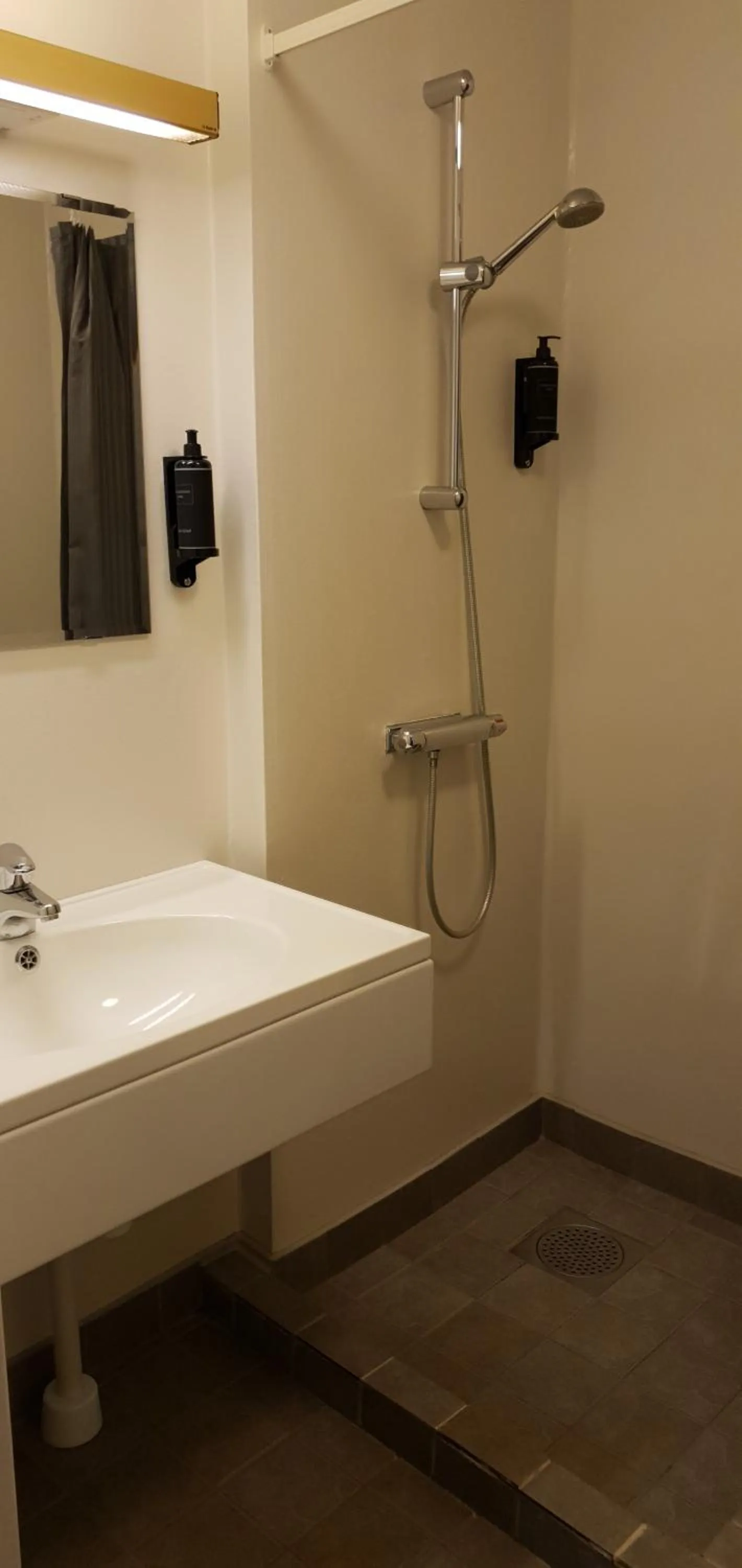 Shower in Rasta Mariestad