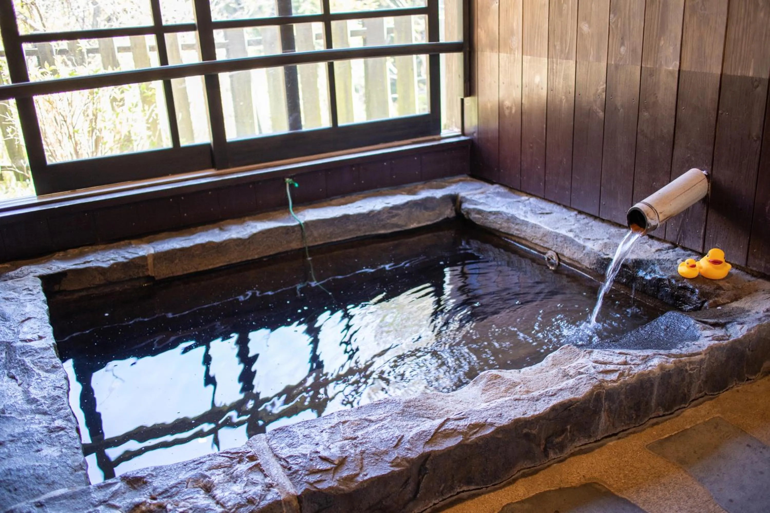 Hot Spring Bath in Nanakamado