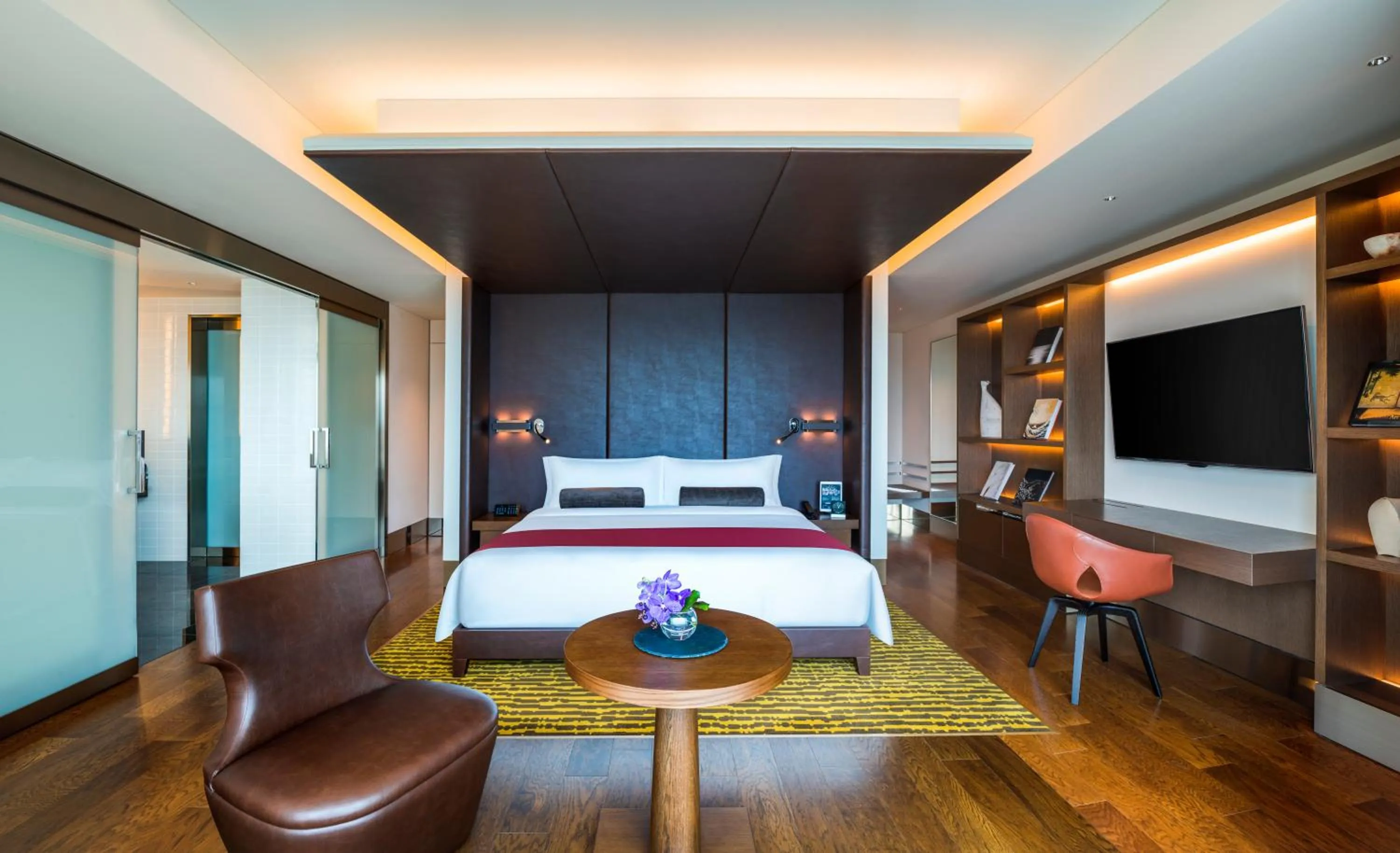 Photo of the whole room, Bed in The Prince Gallery Tokyo Kioicho, a Luxury Collection Hotel