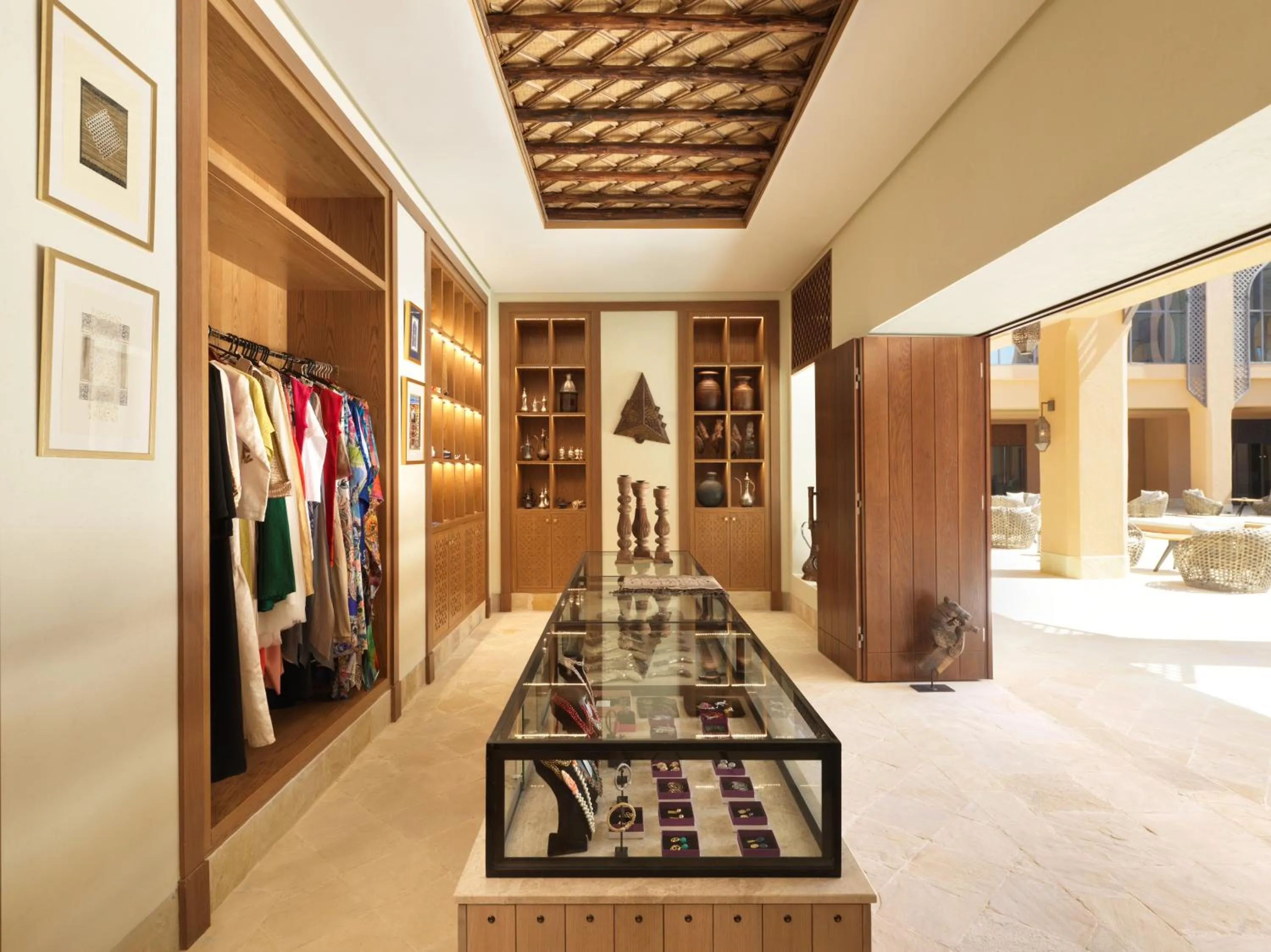 On-site shops in Anantara Al Jabal Al Akhdar Resort