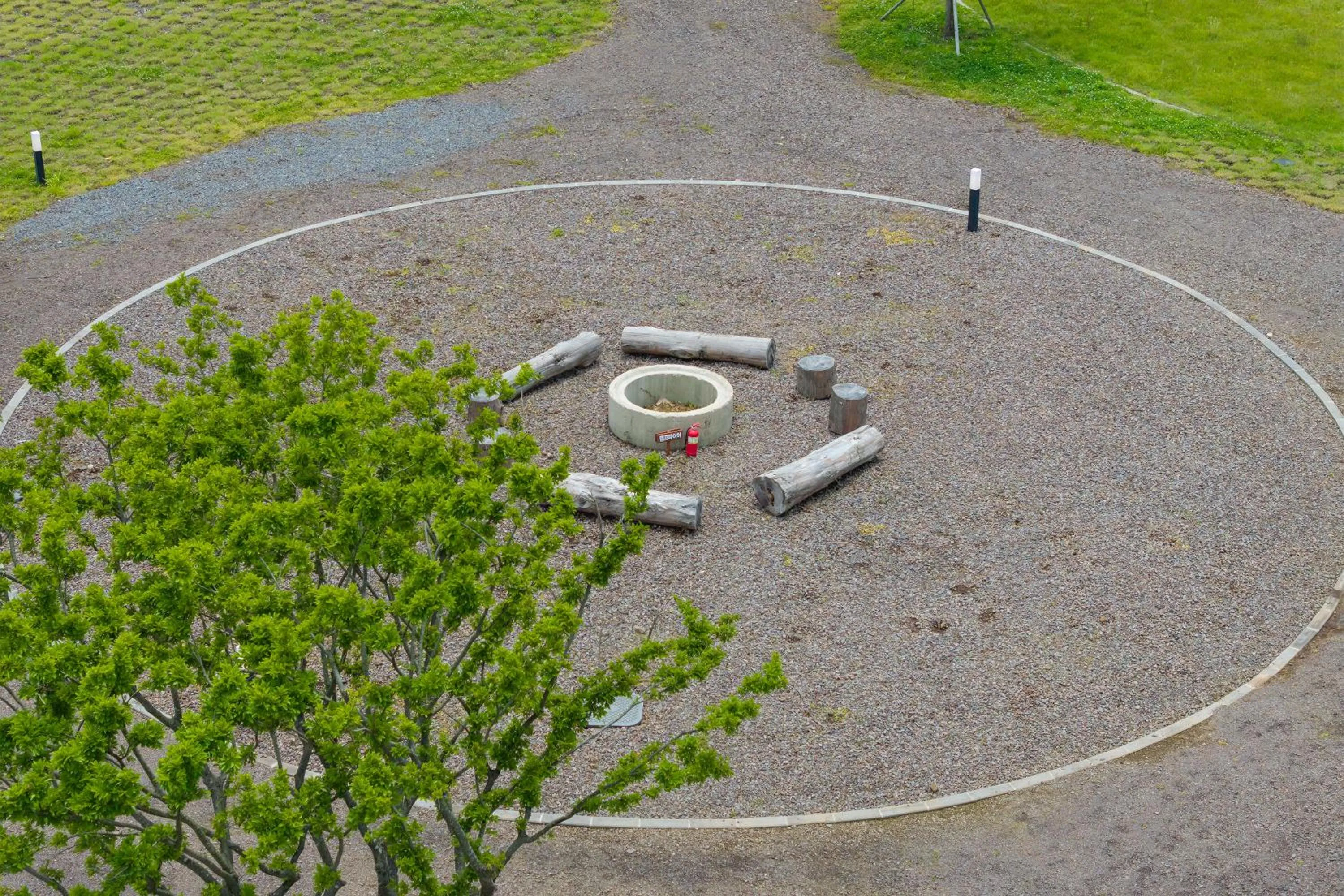 Garden in Kylin Villa resort Jeju