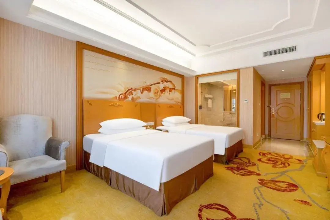 Deluxe Twin Room in Vienna Hotel Shenzhen Guangming Guangqiao Road Tianliao Deluxe Twin Room in Vienna Hotel Shenzhen Guangming Guangqiao Road Tianliao