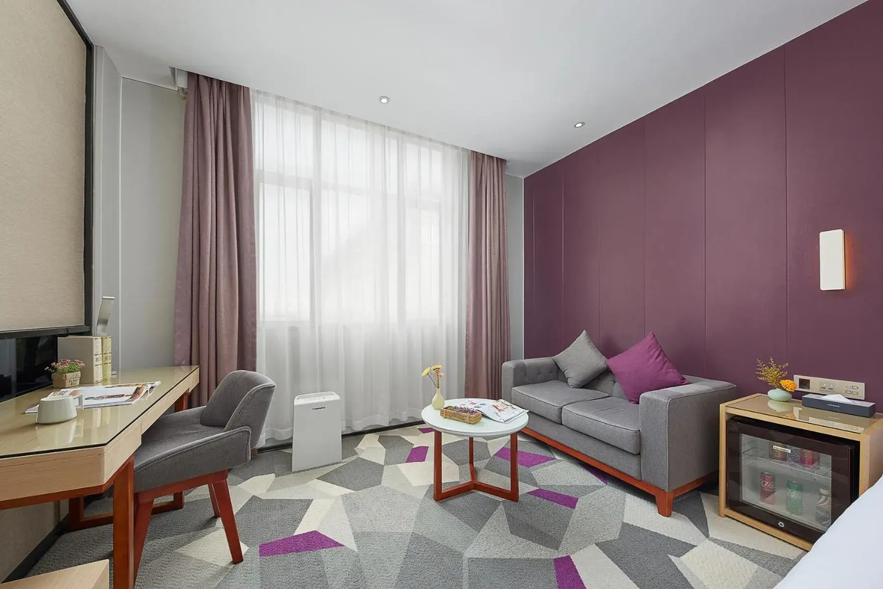 Deluxe Suite in Lavande International Hotel Guangzhou Baiyun International Airport Branch - Free Shuttle Bus to Guangzhou Baiyun International Airport Deluxe Suite in Lavande International Hotel Guangzhou Baiyun International Airport Branch - Free Shuttle Bus to Guangzhou Baiyun International Airport