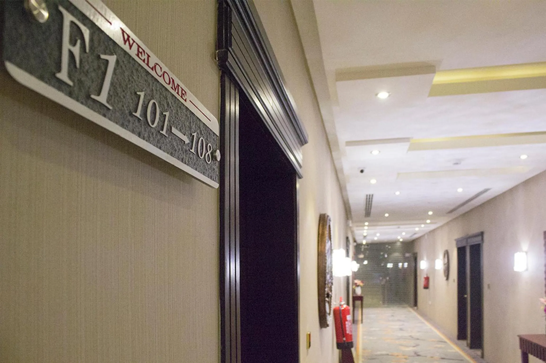 Decorative detail in Merfal Royal new