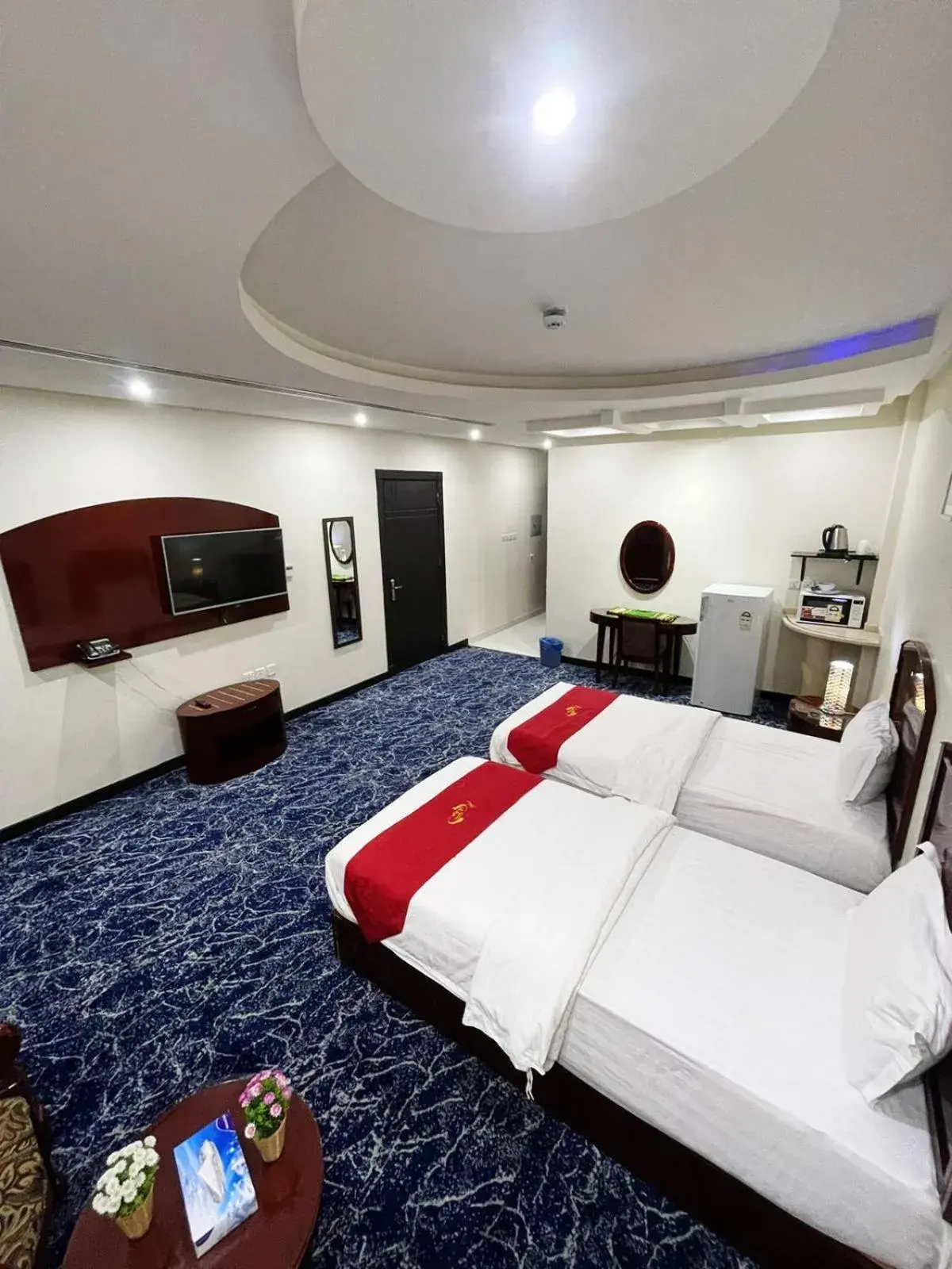 Photo of the whole room, Bed in Merfal Royal new Photo of the whole room, Bed in Merfal Royal new