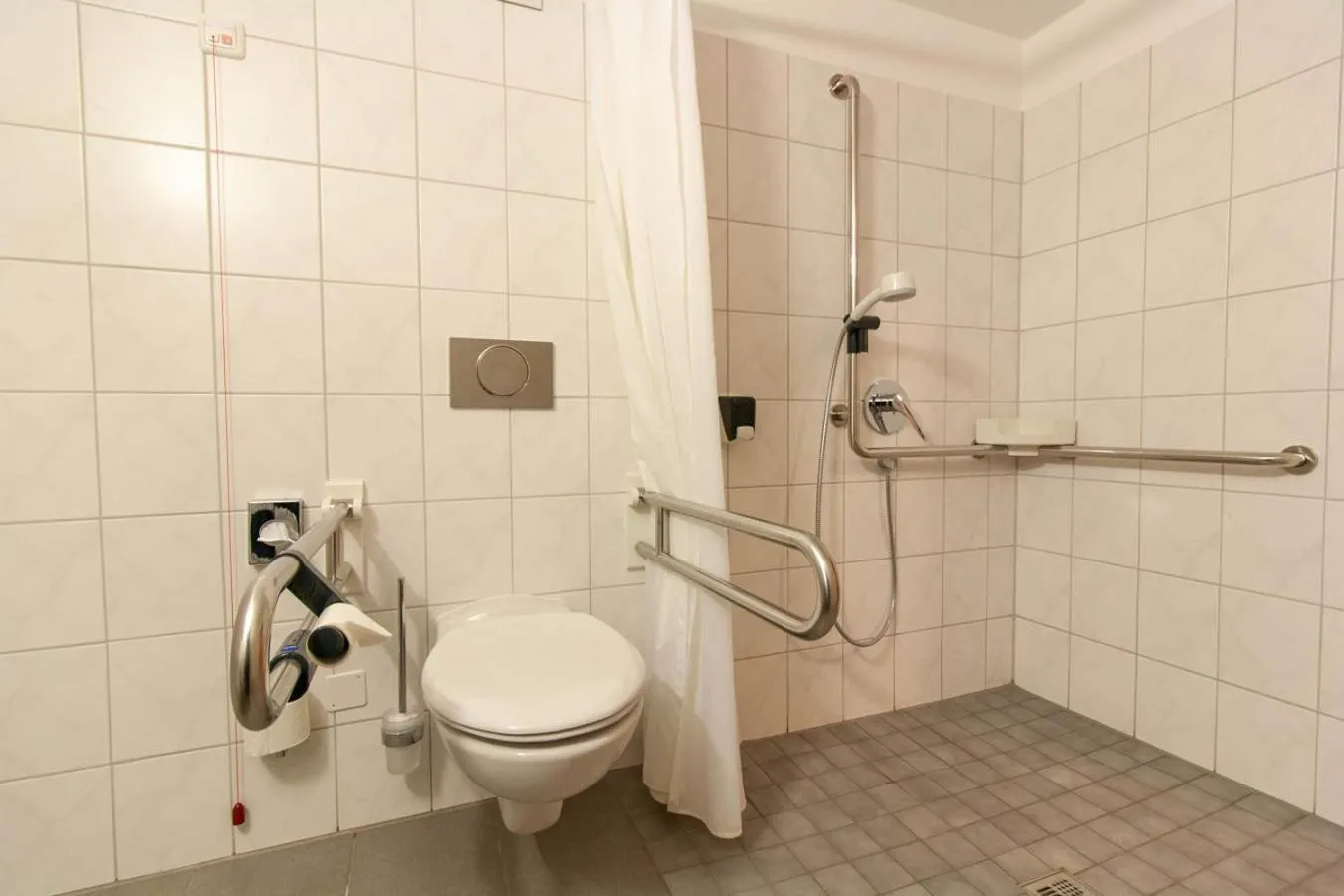 Shower in Gästehaus St. Georg - Weltenburger Klosterbetriebe GmbH