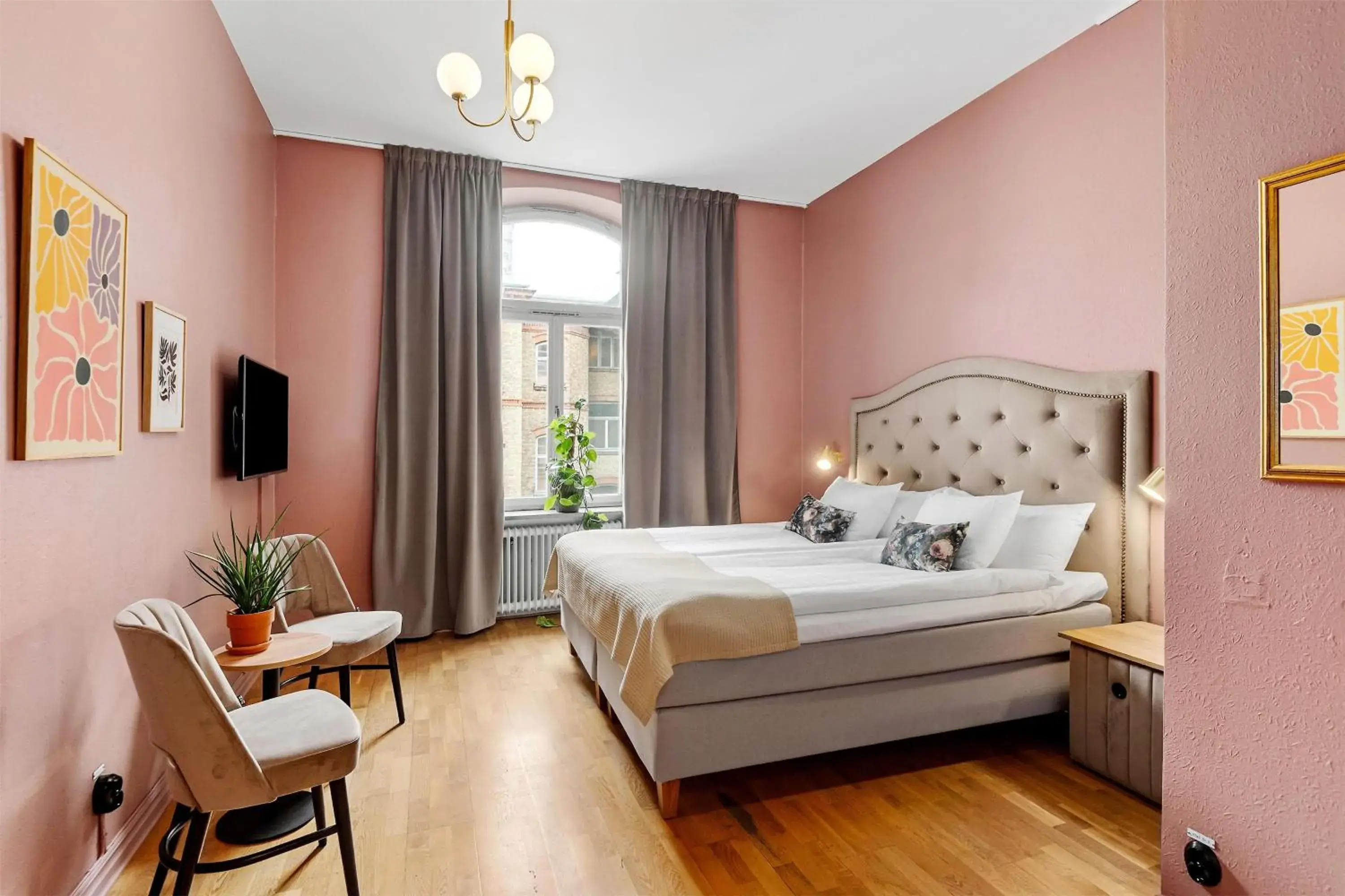 Bedroom, Bed in Karlskrona Stadshotell, Best Western Signature Collection Bedroom, Bed in Karlskrona Stadshotell, Best Western Signature Collection