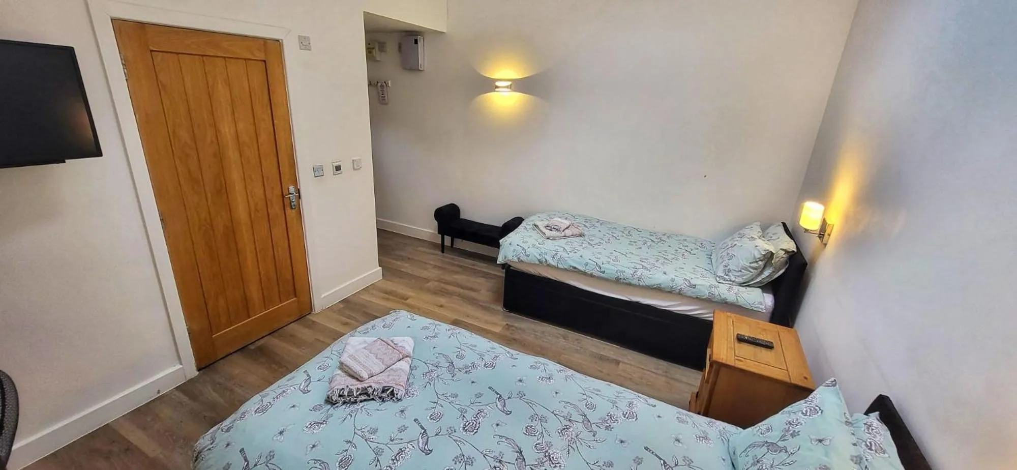 Bedroom, Bed in Deepcut Lodge Bed & Breakfast Self Service