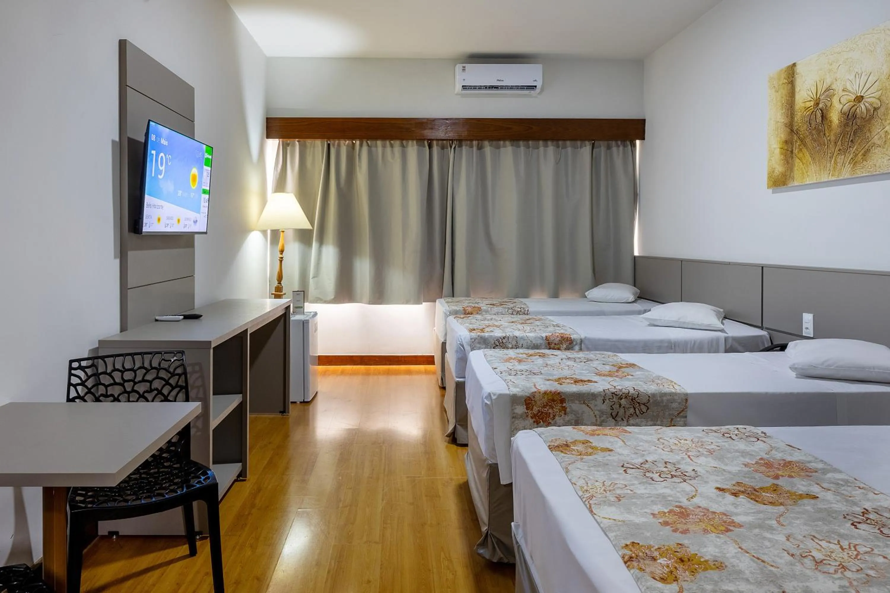 View (from property/room), Bed in Hotel Nacional Inn Belo Horizonte