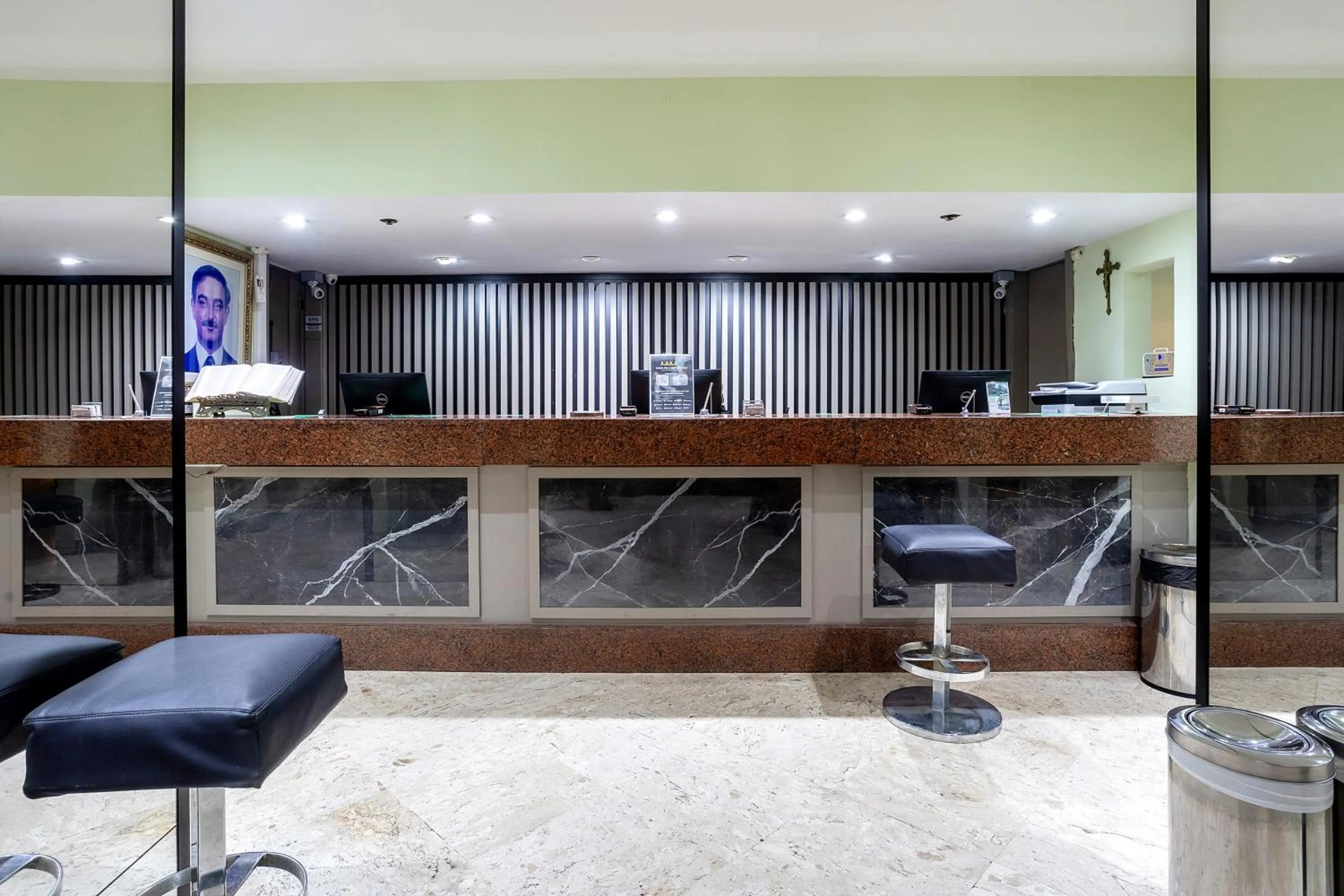 Lobby or reception in Hotel Nacional Inn Belo Horizonte