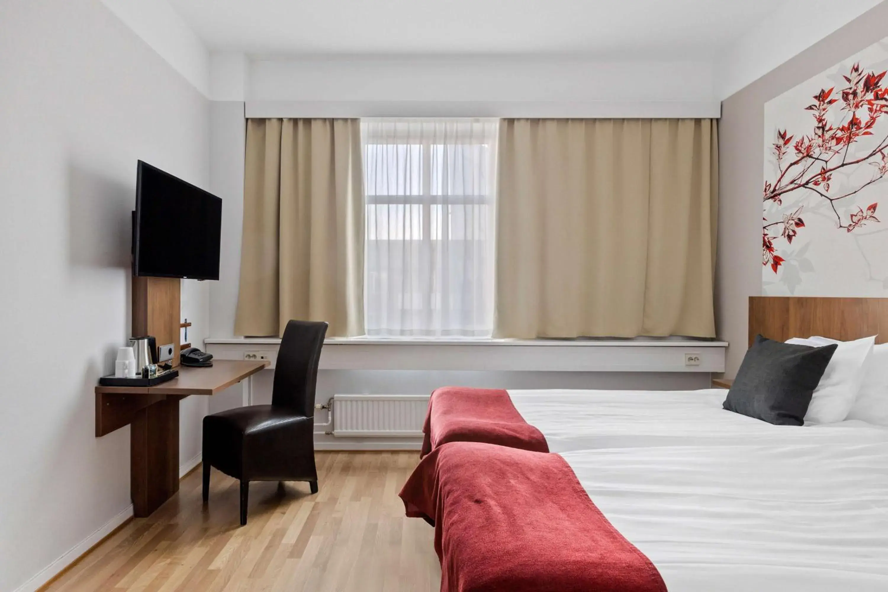 Bedroom, Bed in Best Western Hotel Statt Katrineholm Bedroom, Bed in Best Western Hotel Statt Katrineholm