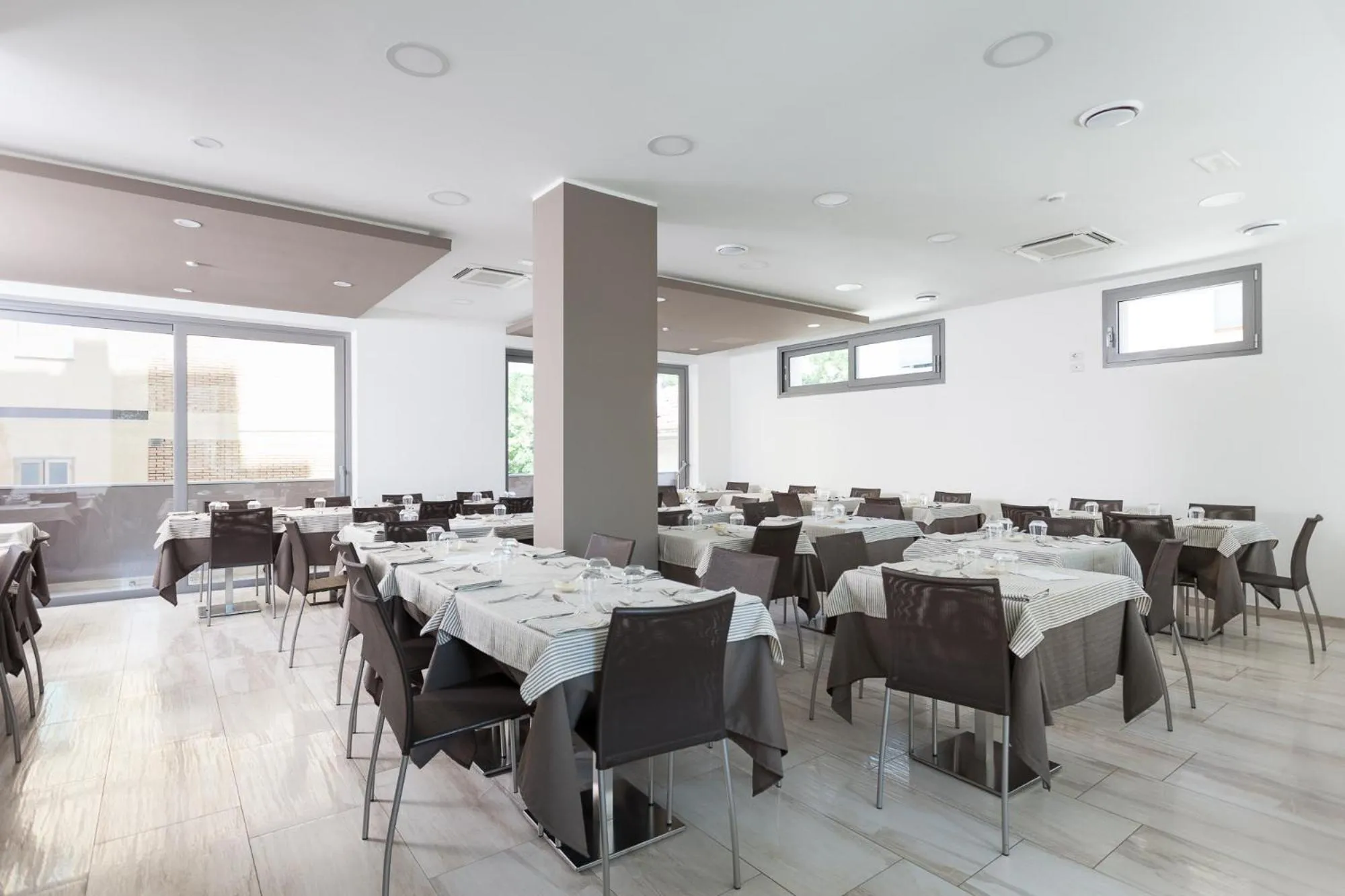 Restaurant/places to eat in Hotel Gioia