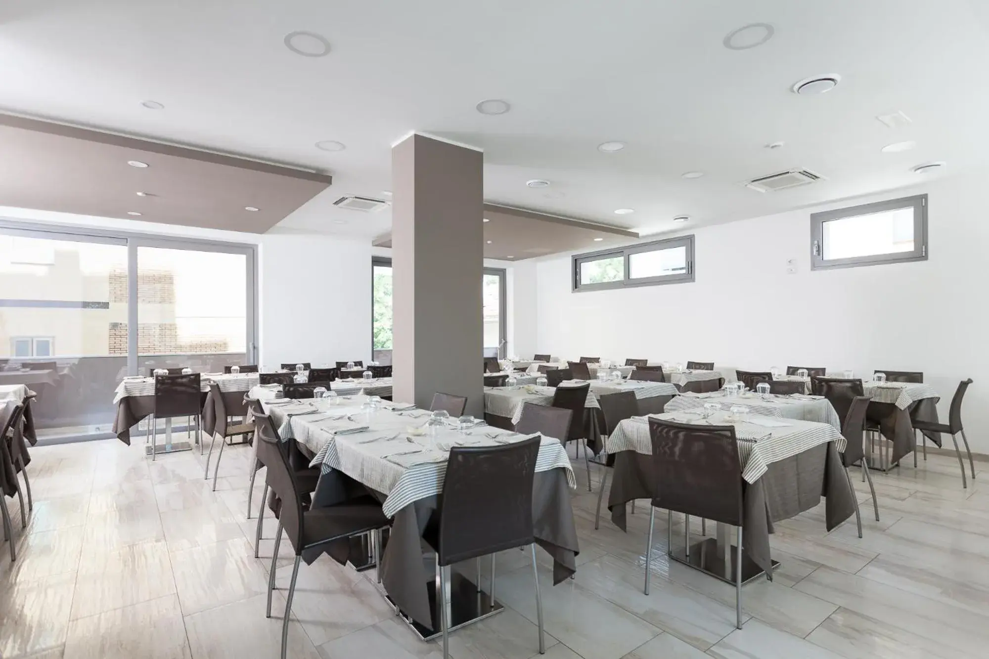 Restaurant/Places to Eat in Hotel Gioia