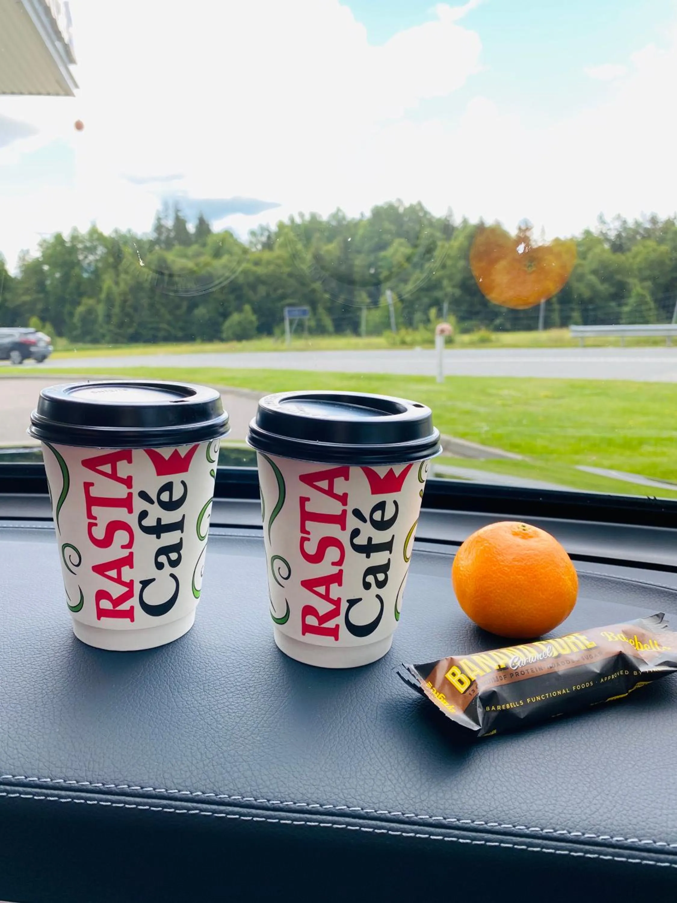 Restaurant/places to eat in Rasta Grums