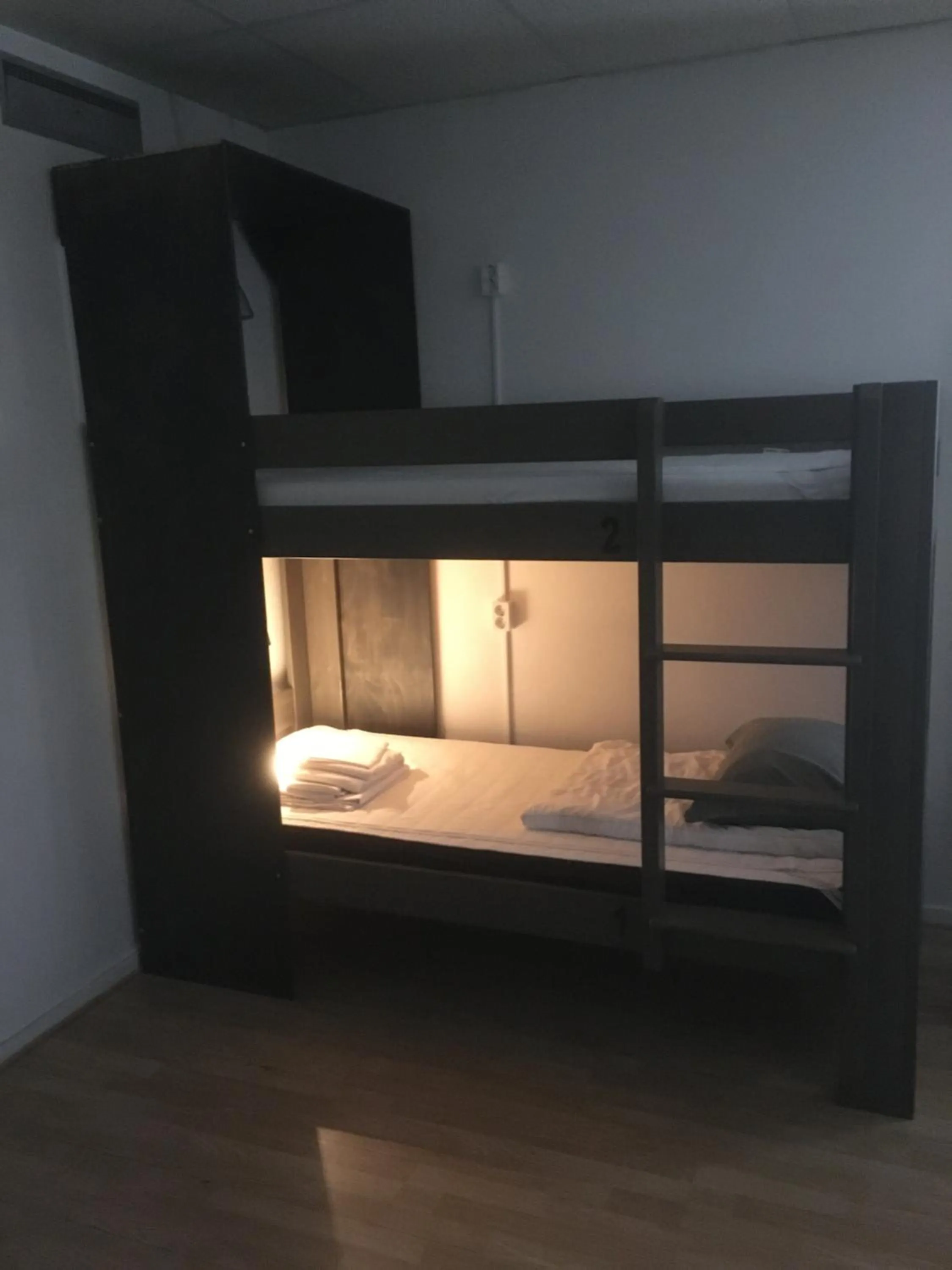 Bedroom, Bed in Hostel Snoozemore